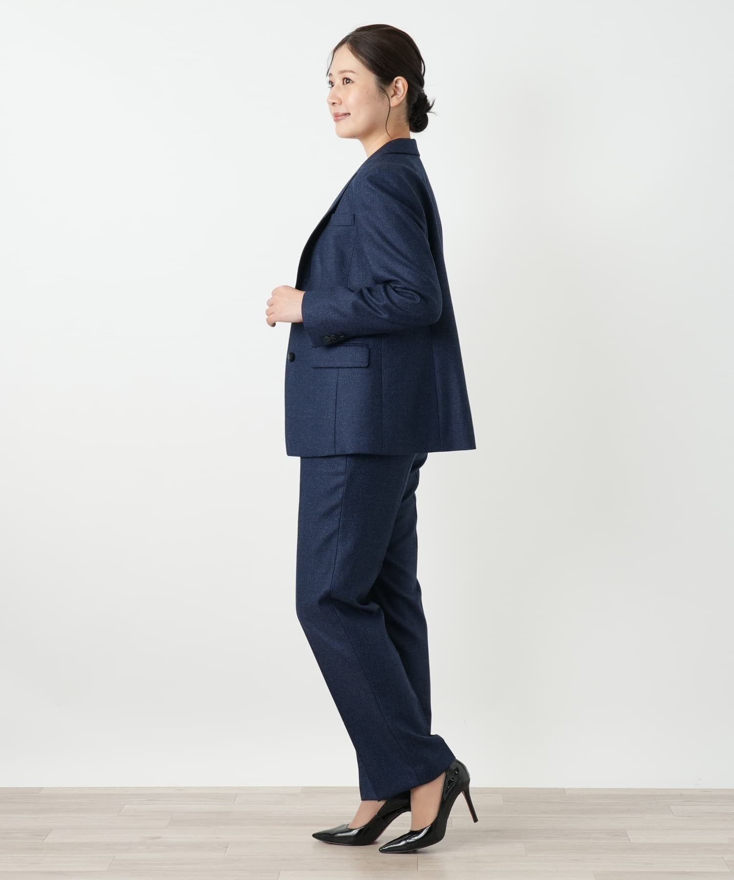 Leilian センタープレスパンツ【LORO PIANA】 レリアン パンツ その他のパンツ ネイビー