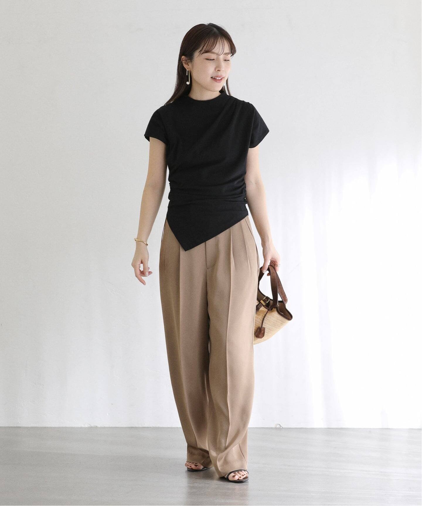 La Totalite 【洗える】ドレープフレンチカットソー ラ トータリテ トップス カットソー・Tシャツ ブラック ホワイト