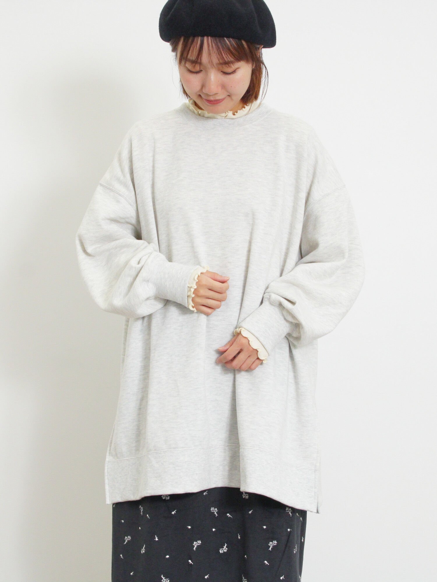 Samansa Mos2 サイドスリットゆるスウェット サマンサモスモス トップス カットソー・Tシャツ グレー ホワイト ブラウン ブラック【送料無料】のサムネイル