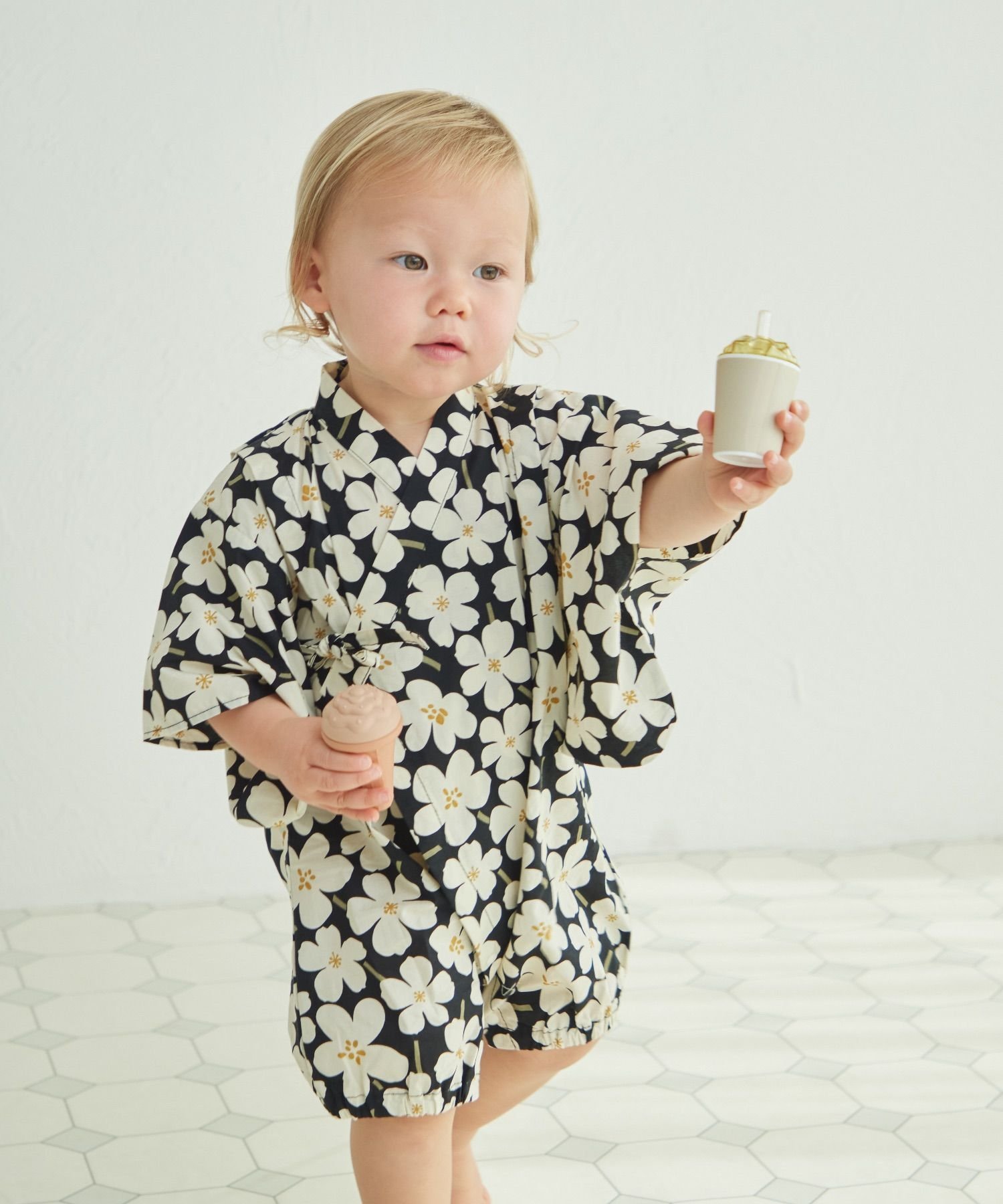 pairmanon 【リンクコーデ】【ベビー】甚平 ロンパース ペアマノン 着物・浴衣・和装小物 浴衣 ブラック ピンク カーキのサムネイル