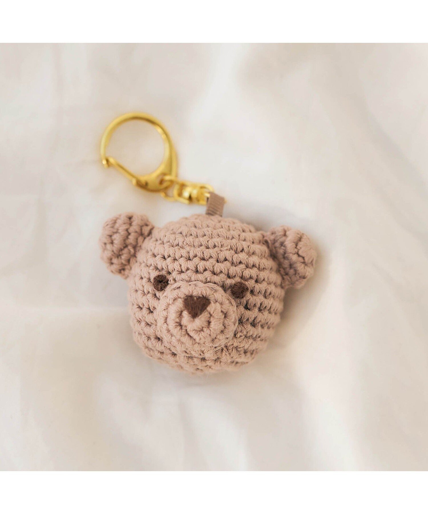 F.O.Online Store（エフオーオンラインストア）tiny bear 編みぐるみキーホルダーapreslescours(アプレレクール)のその他雑貨「tinybear編みぐるみキーホルダー」は、カラフルでおしゃれなデザインが人気！＜お取り扱いのご注意＞○思わぬ事故の危険があります。保護者のもとで遊ばせて下さい。○当商品はおしゃぶりや歯固めと違い、口の中に入れて遊ぶ商品ではありません。口の中には絶対に入れないで下さい。誤飲の恐れがあります。○商品の上には乗らないで下さい。ケガや破損の原因になります。○安全のため、破損、変形したおもちゃは使用しないで下さい。○火気や暖房器具の近くでの使用、保管は絶対に避けて下さい。火傷や火事の原因になります。○包装のバッグ及び袋はおもちゃではありません。バッグや袋を頭から被ったり、顔を覆ったりしないで下さい。窒息などの危険があります。型番：V381903-BE-ZZF GS7430【採寸】サイズタテヨコF4.54※商品により多少の誤差が生じる事がございます.あらかじめご了承下さい.※サイズは,平置きの状態で,商品の【外寸】を測定した物です.商品のサイズについて【商品詳細】中国素材：ニット綿サイズ：F※画面上と実物では多少色具合が異なって見える場合もございます。ご了承ください。商品のカラーについて 【予約商品について】 ※「先行予約販売中」「予約販売中」をご注文の際は予約商品についてをご確認ください。F.O.Online Store（エフオーオンラインストア）tiny bear 編みぐるみキーホルダーapreslescours(アプレレクール)のその他雑貨「tinybear編みぐるみキーホルダー」は、カラフルでおしゃれなデザインが人気！＜お取り扱いのご注意＞○思わぬ事故の危険があります。保護者のもとで遊ばせて下さい。○当商品はおしゃぶりや歯固めと違い、口の中に入れて遊ぶ商品ではありません。口の中には絶対に入れないで下さい。誤飲の恐れがあります。○商品の上には乗らないで下さい。ケガや破損の原因になります。○安全のため、破損、変形したおもちゃは使用しないで下さい。○火気や暖房器具の近くでの使用、保管は絶対に避けて下さい。火傷や火事の原因になります。○包装のバッグ及び袋はおもちゃではありません。バッグや袋を頭から被ったり、顔を覆ったりしないで下さい。窒息などの危険があります。型番：V381903-BE-ZZF GS7430【採寸】サイズタテヨコF4.54※商品により多少の誤差が生じる事がございます.あらかじめご了承下さい.※サイズは,平置きの状態で,商品の【外寸】を測定した物です.商品のサイズについて【商品詳細】中国素材：ニット綿サイズ：F※画面上と実物では多少色具合が異なって見える場合もございます。ご了承ください。商品のカラーについて 【予約商品について】 ※「先行予約販売中」「予約販売中」をご注文の際は予約商品についてをご確認ください。■重要なお知らせ※ 当店では、ギフト配送サービス及びラッピングサービスを行っておりません。ご注文者様とお届け先が違う場合でも、タグ（値札）付「納品書 兼 返品連絡票」同梱の状態でお送り致しますのでご了承ください。 ラッピング・ギフト配送について※ 2点以上ご購入の場合、全ての商品が揃い次第一括でのお届けとなります。お届け予定日の異なる商品をお買い上げの場合はご注意下さい。お急ぎの商品がございましたら分けてご購入いただきますようお願い致します。発送について ※ 買い物カートに入れるだけでは在庫確保されませんのでお早めに購入手続きをしてください。当店では在庫を複数サイトで共有しているため、同時にご注文があった場合、売切れとなってしまう事がございます。お手数ですが、ご注文後に当店からお送りする「ご注文内容の確認メール」をご確認ください。ご注文の確定について ※ Rakuten Fashionの商品ページに記載しているメーカー希望小売価格は、楽天市場「商品価格ナビ」に登録されている価格に準じています。 商品の価格についてF.O.Online StoreF.O.Online Storeのその他のファッション雑貨ファッション雑貨ご注文・お届けについて発送ガイドラッピンググッズ3,980円以上送料無料ご利用ガイド