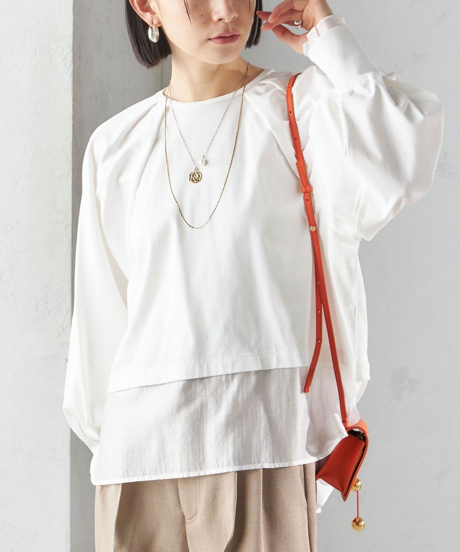 【SALE／50%OFF】SHIPS WOMEN ＜手洗い可能＞シアー コンビ タック プルオーバー シップス トップス カットソー・Tシャツ ブラック ホワイト【送料無料】