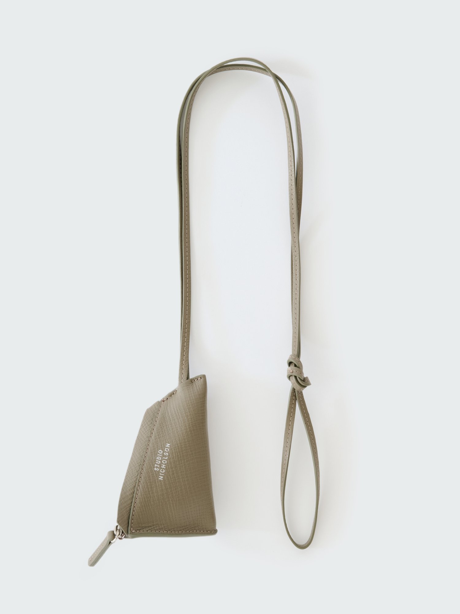 STUDIO NICHOLSON POCHI LEATHER POUCH スタジオニコルソン 財布・ポーチ・ケース コインケース・小銭入れ・札入れ ネイビー【送料無料】