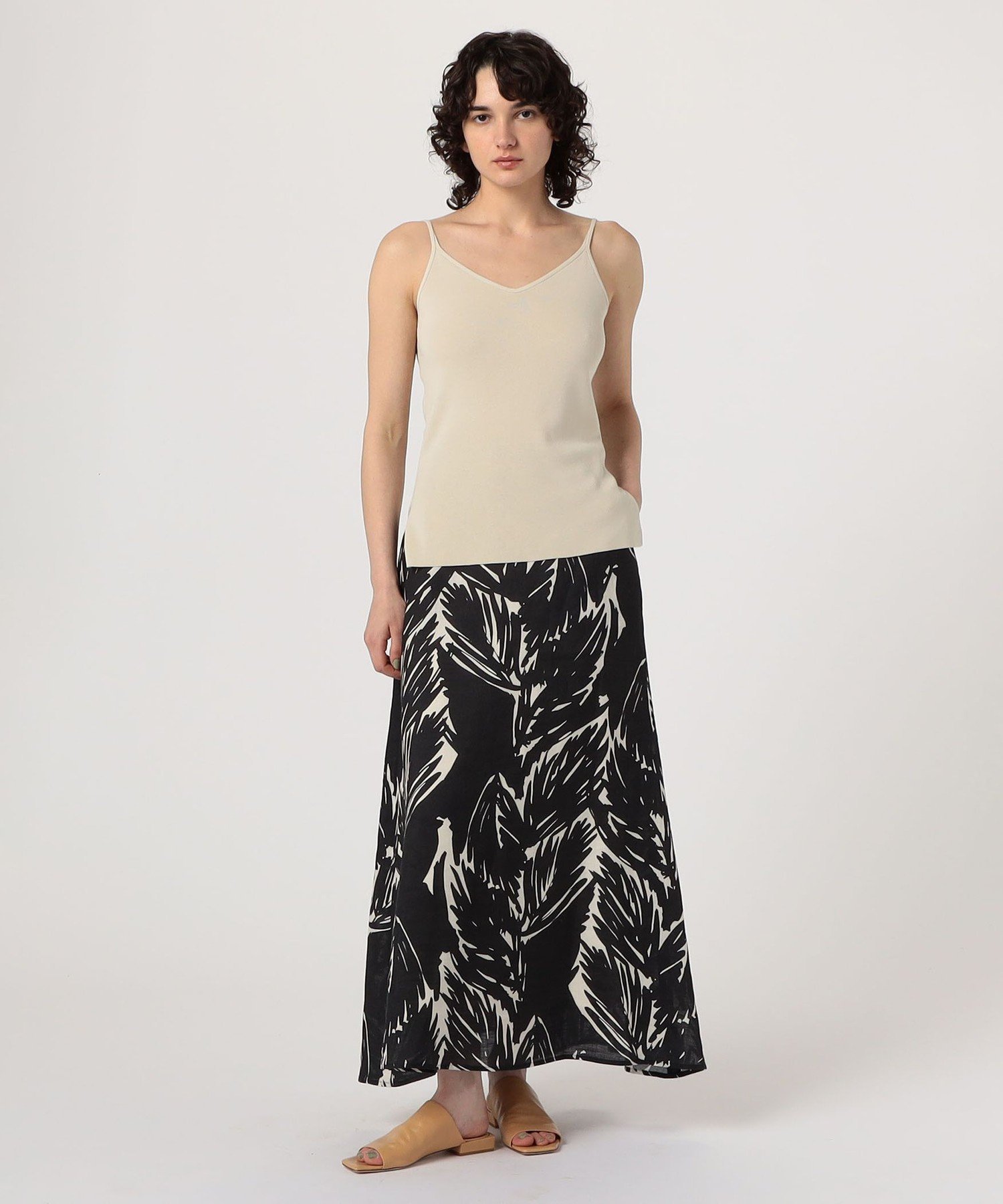 【SALE／50%OFF】TOMORROWLAND GOODS WRITEWELL リーフパターンロングスカート トゥモローランド スカート ロング・マキシスカート ブラック【送料無料】