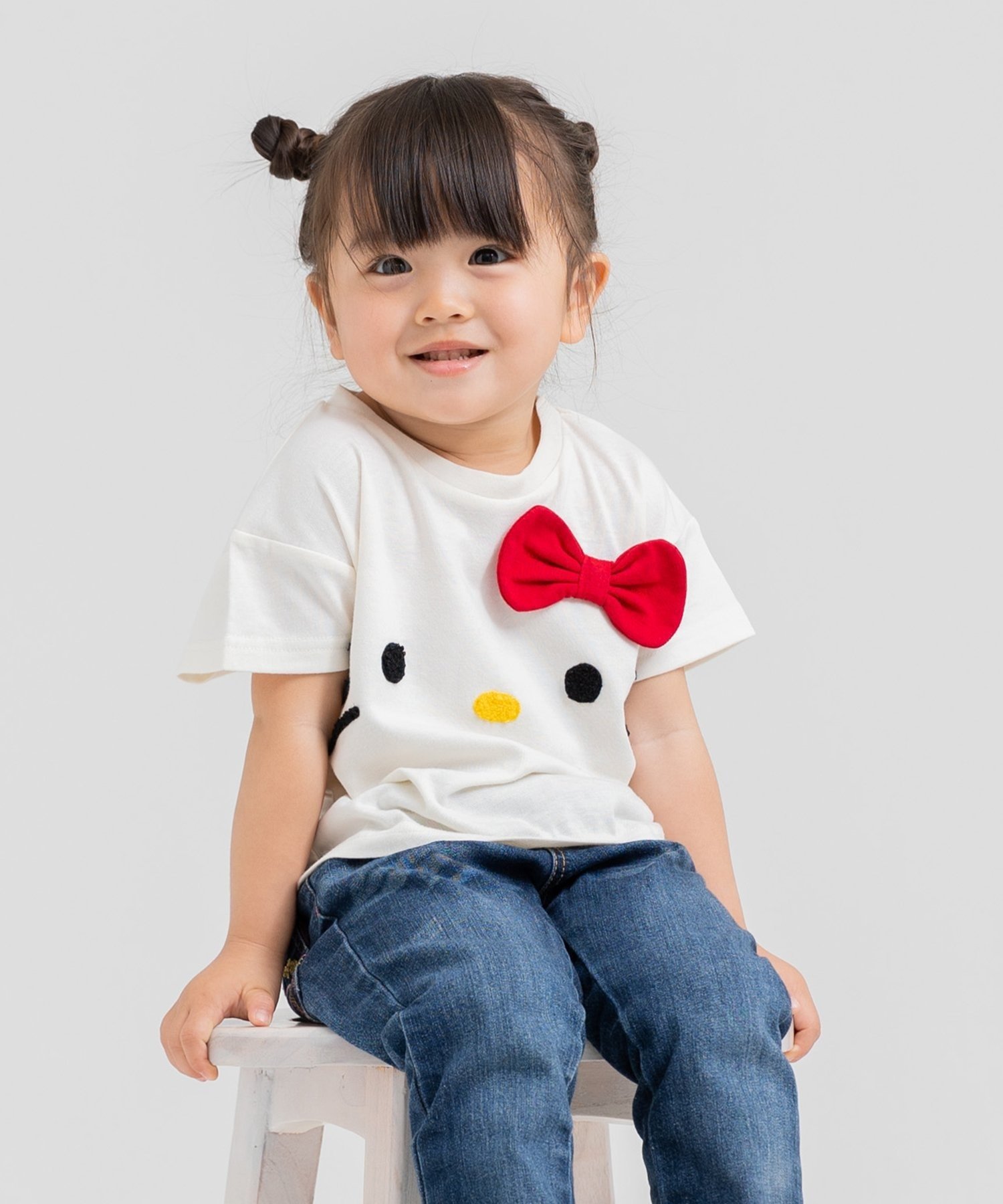 SANRIO ＜サンリオ＞キャラクターTシャツ チルツー トップス カットソー・Tシャツ ピンク ホワイト パープル イエロー ブラックのサムネイル