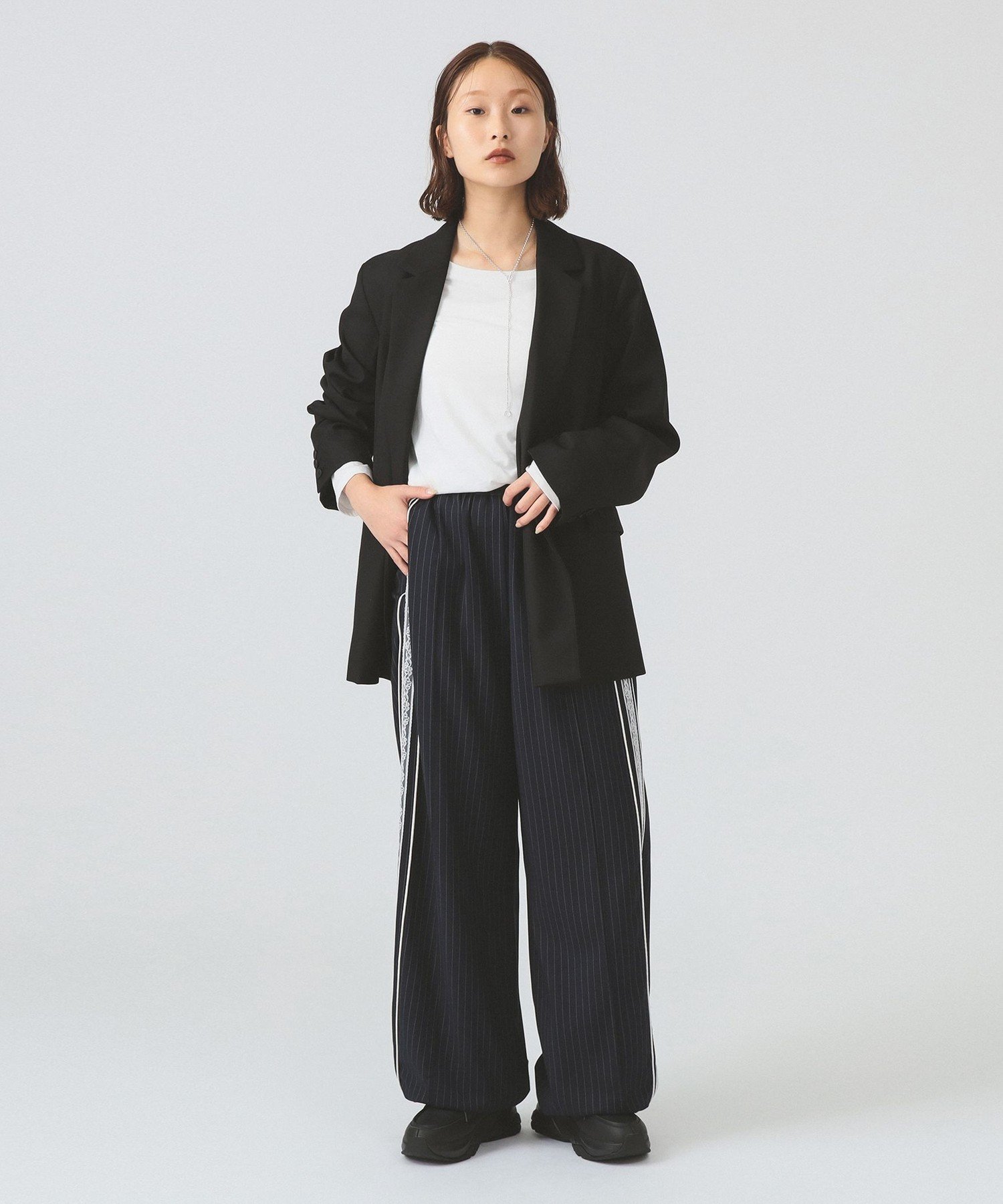 Ray BEAMS レースライントラックパンツ ビームス ウイメン パンツ その他のパンツ ネイビー【送料無料】