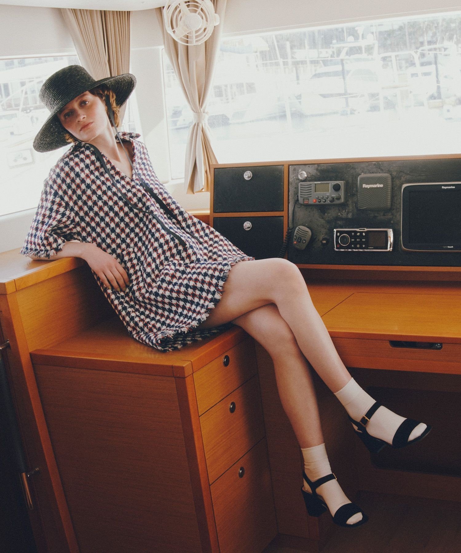 LOULOU WILLOUGHBY 【LOULOU WILLOUGHBY】トリコロールツイードワンピース アルアバイル ワンピース・ドレス チュニック