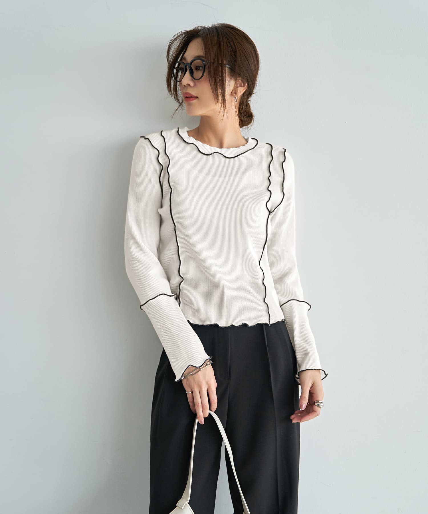 STYLE DELI メロウリブ◆微光沢プリーツ調ライントップス スタイルデリ トップス カットソー・Tシャツ ブルー ブラック ホワイト