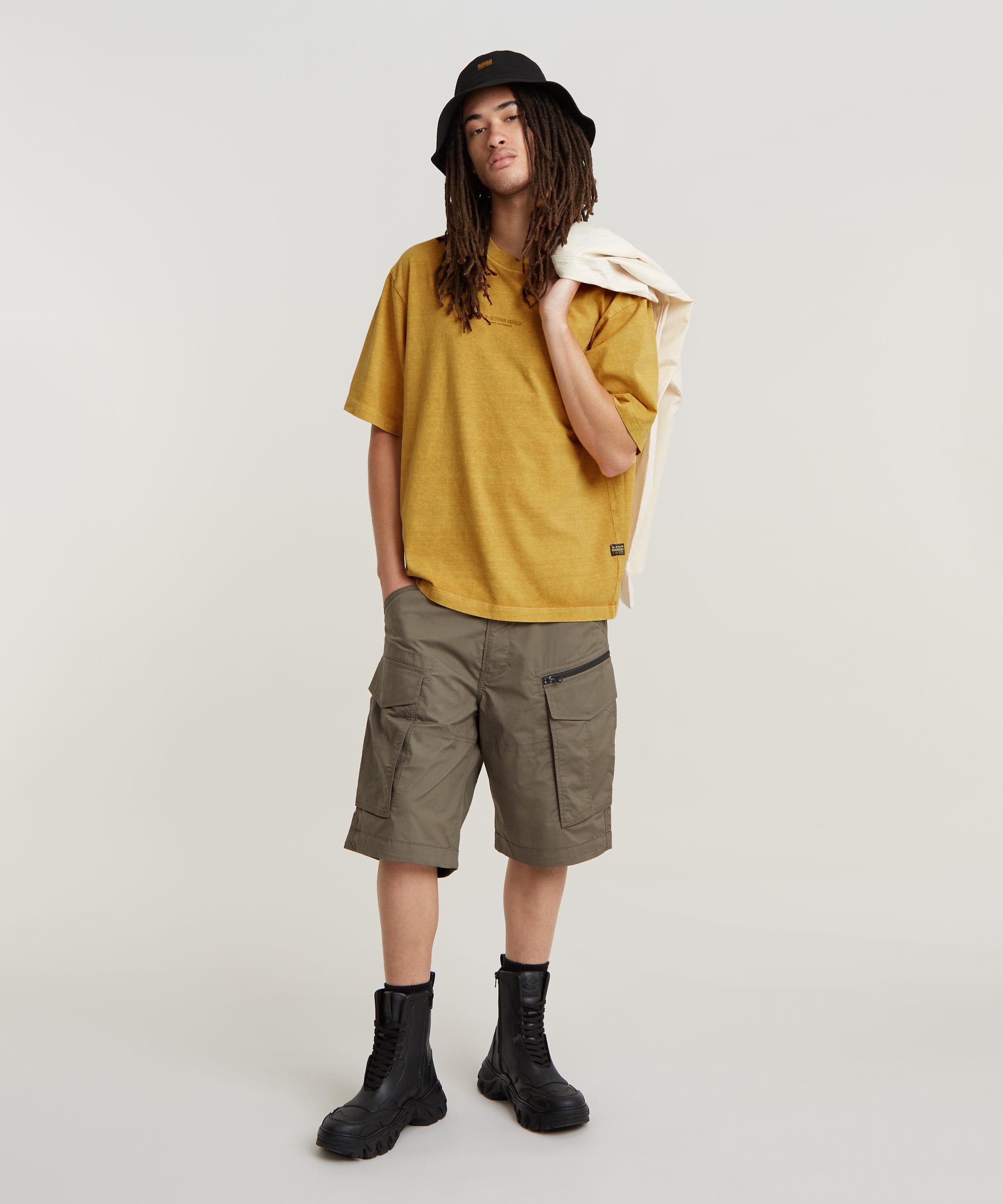 【公式ショップ】OVERDYED CENTER CHEST BOXY T-SHIRT/オーバーダイフロントロゴオーバーサイズT ジースターロゥ トップス カットソー・Tシャツ イエロー