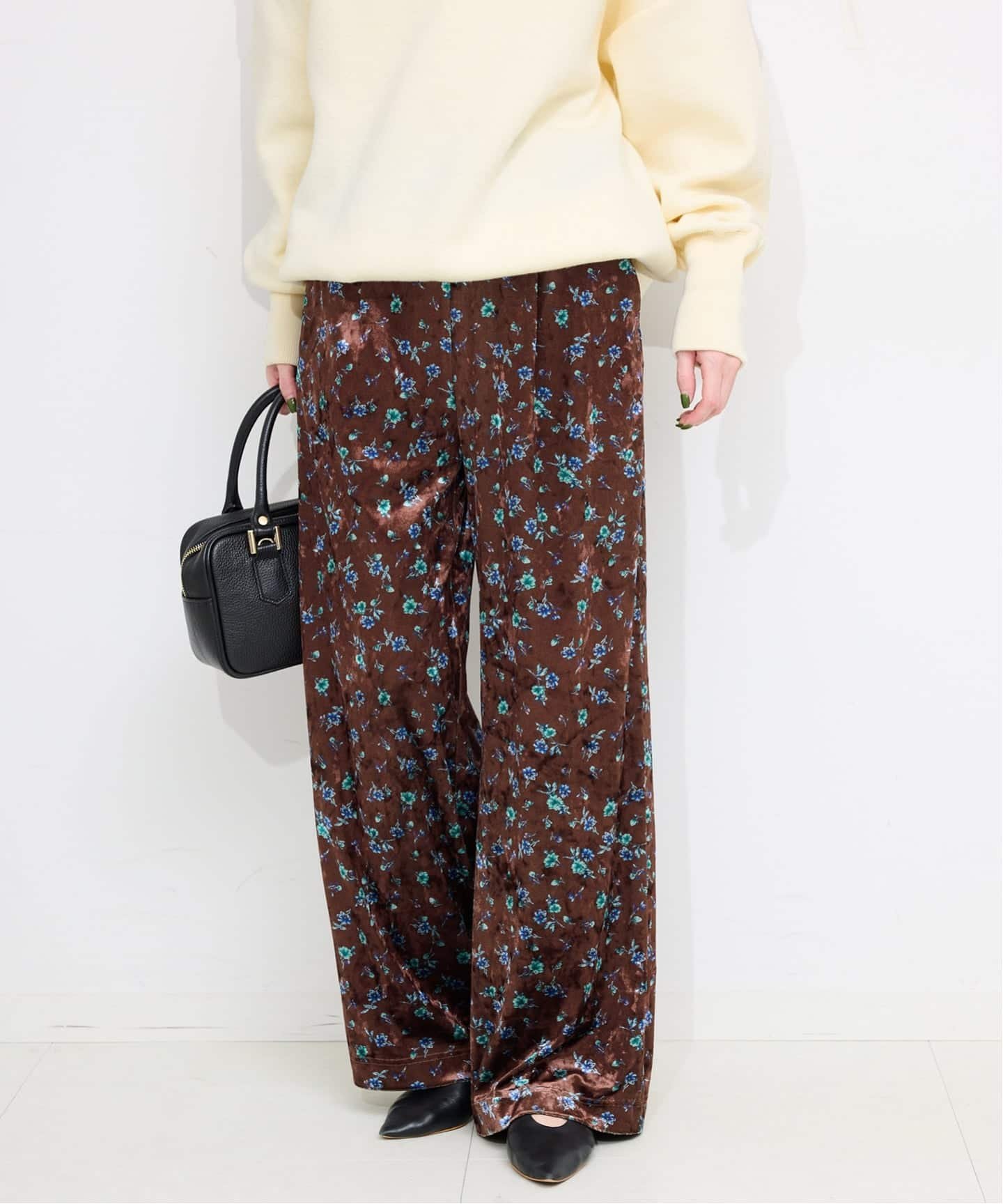 SLOBE IENA ベロアストレートイージーパンツ スローブ イエナ パンツ その他のパンツ ブラウン ベージュ【送料無料】のサムネイル