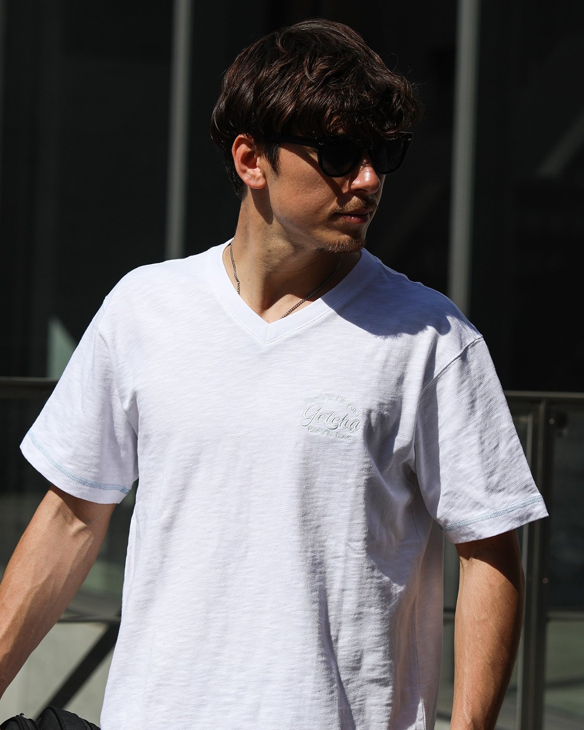 【GOTCHA ガッチャ】 デオドラント スラブ 浅V T ガッチャ トップス カットソー・Tシャツ ブルー ホワイト