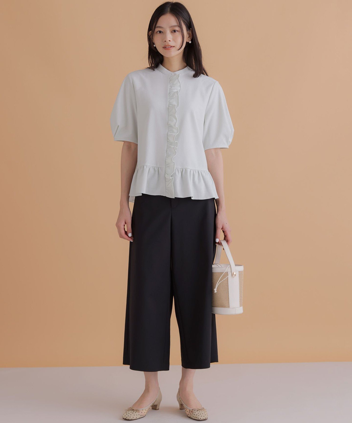 組曲 S 【WEB限定】サテンストレッチ ワイドパンツ クミキョク パンツ その他のパンツ ブラック ブルー