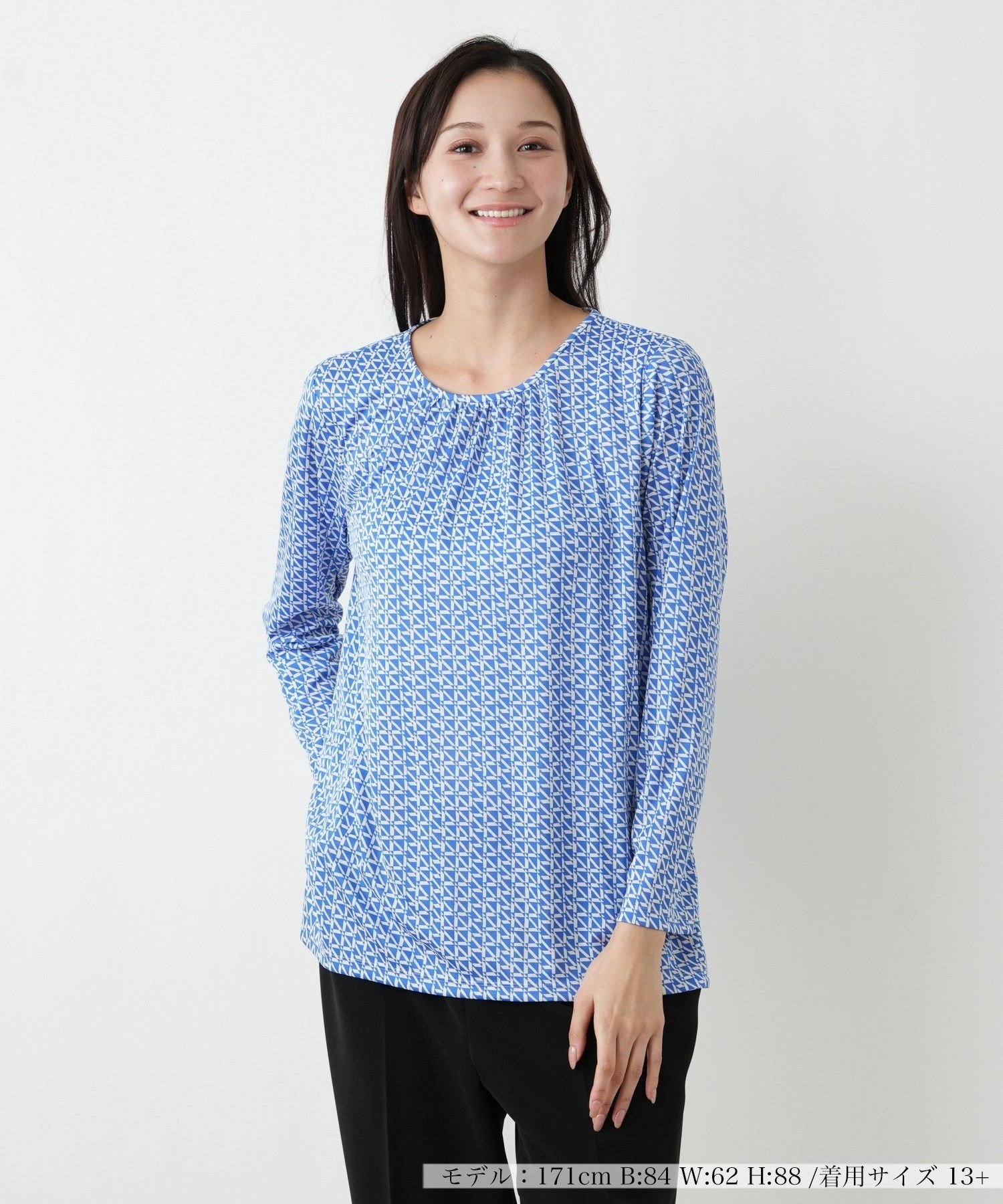 Leilian PLUS HOUSE ギャザーネックプルオーバー【ROCHAS Premiere】 レリアン プラスハウス トップス カットソー・Tシャツ ブルー ネイビー