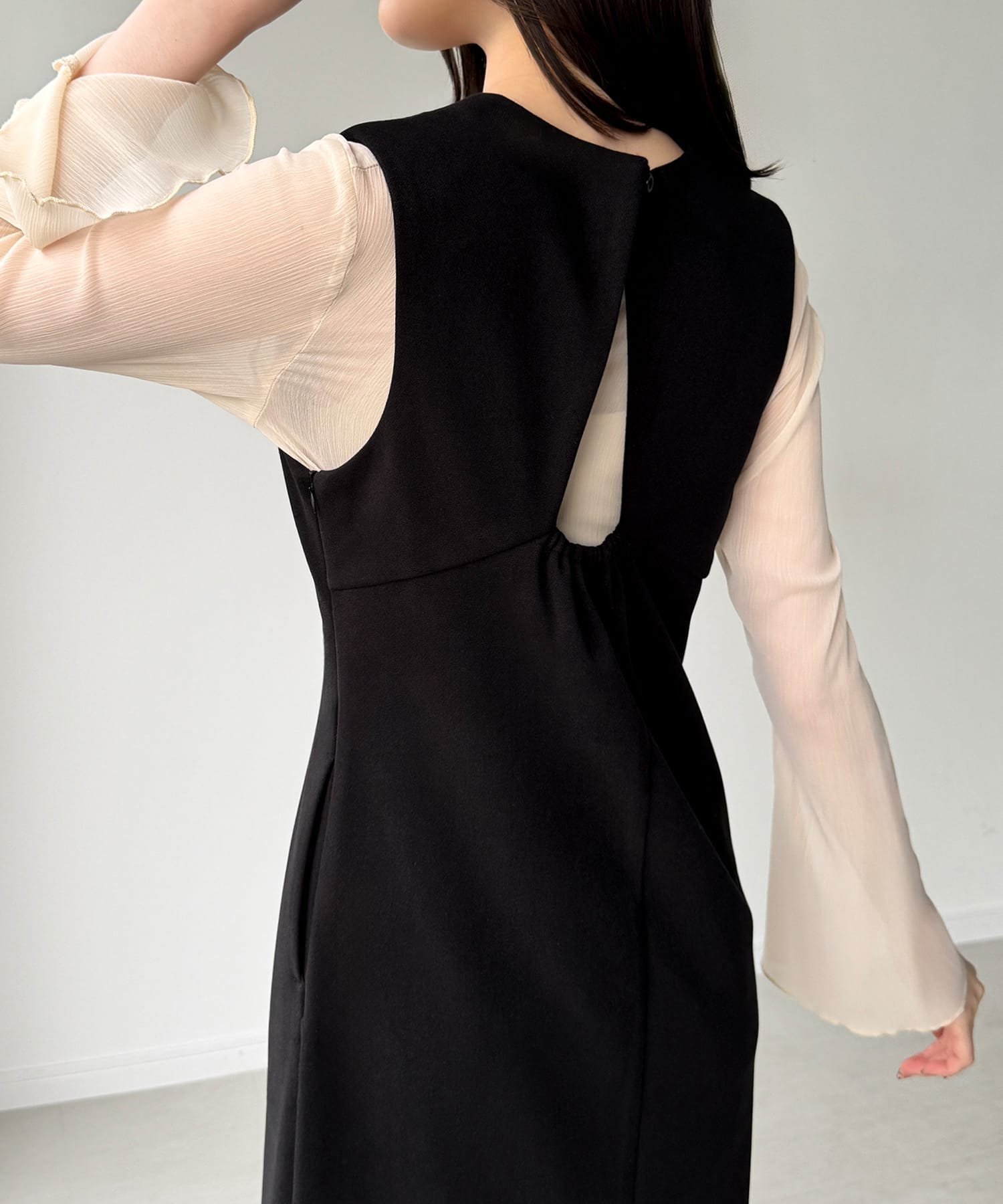 【SALE／22%OFF】JUNOAH バックオープンIラインワンピース ジュノア ワンピース・ドレス ワンピース ベ..