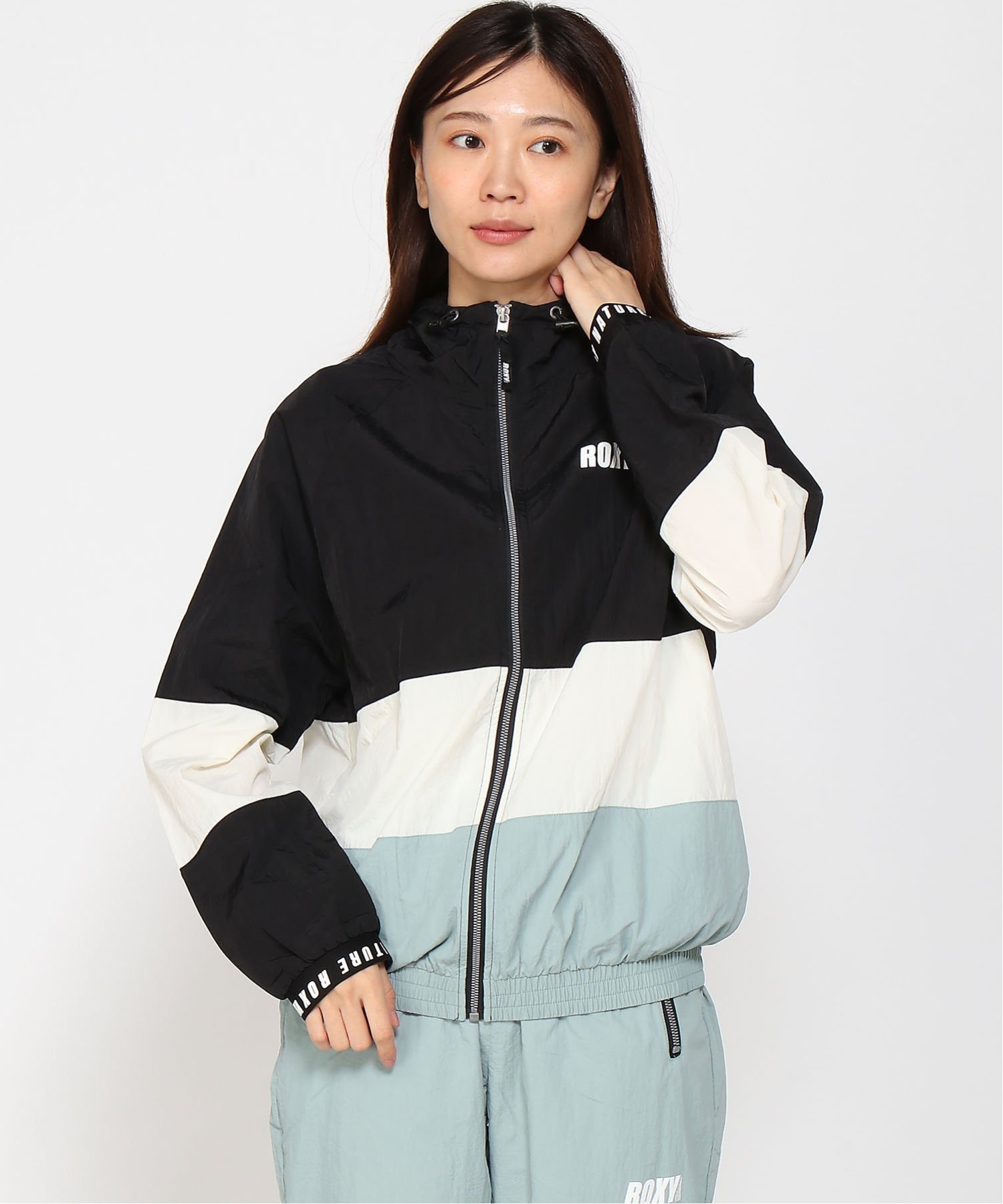 ロキシー アウター レディース 【SALE／45%OFF】ROXY (W)IM GOOD JACKET ロキシー ジャケット・アウター ナイロンジャケット ブラック グリーン【送料無料】