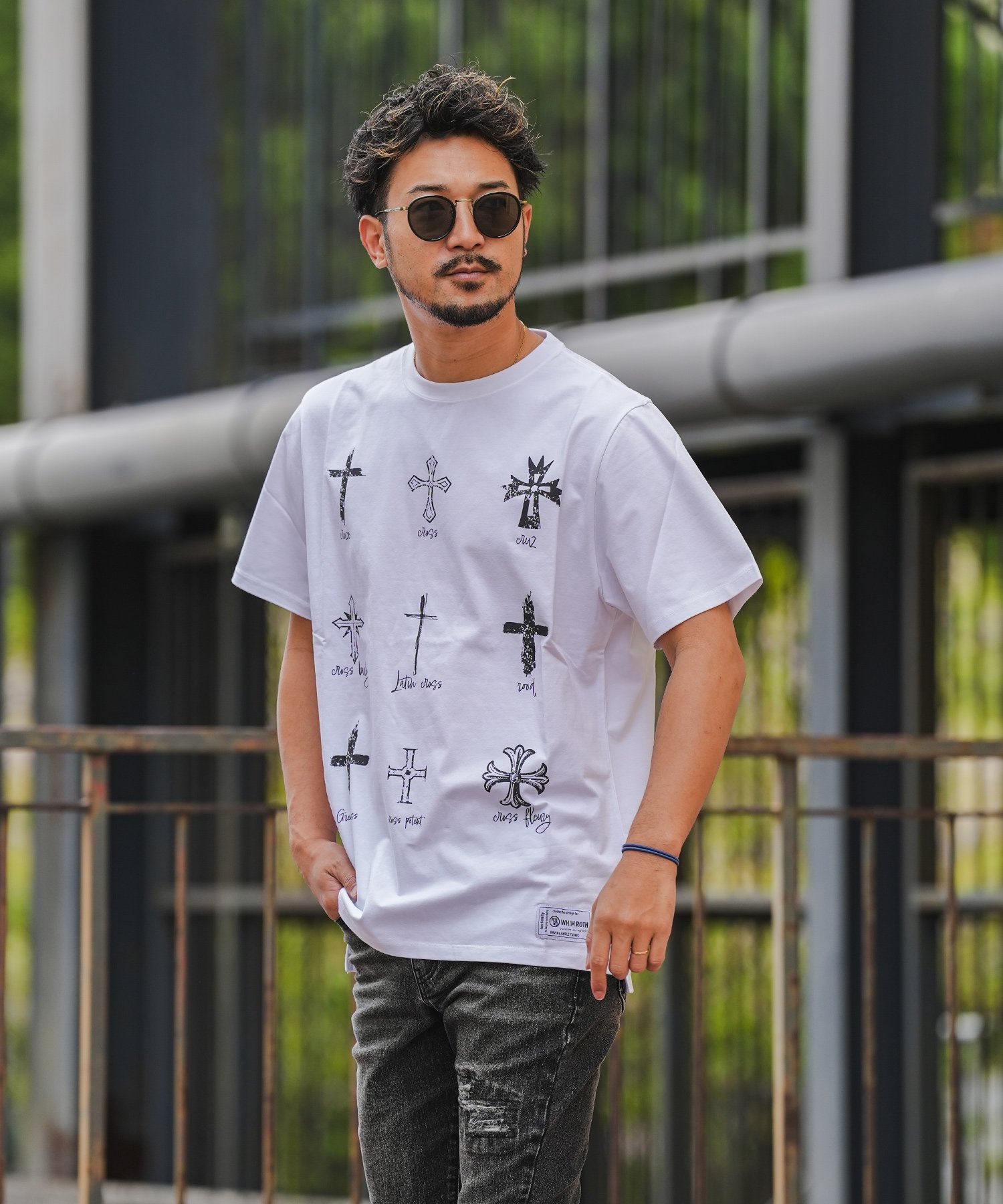 WHIM ROTH W/R Many/Cross TEE アダムスジャグラー トップス カットソー・Tシャツ ホワイト ブラック【送料無料】