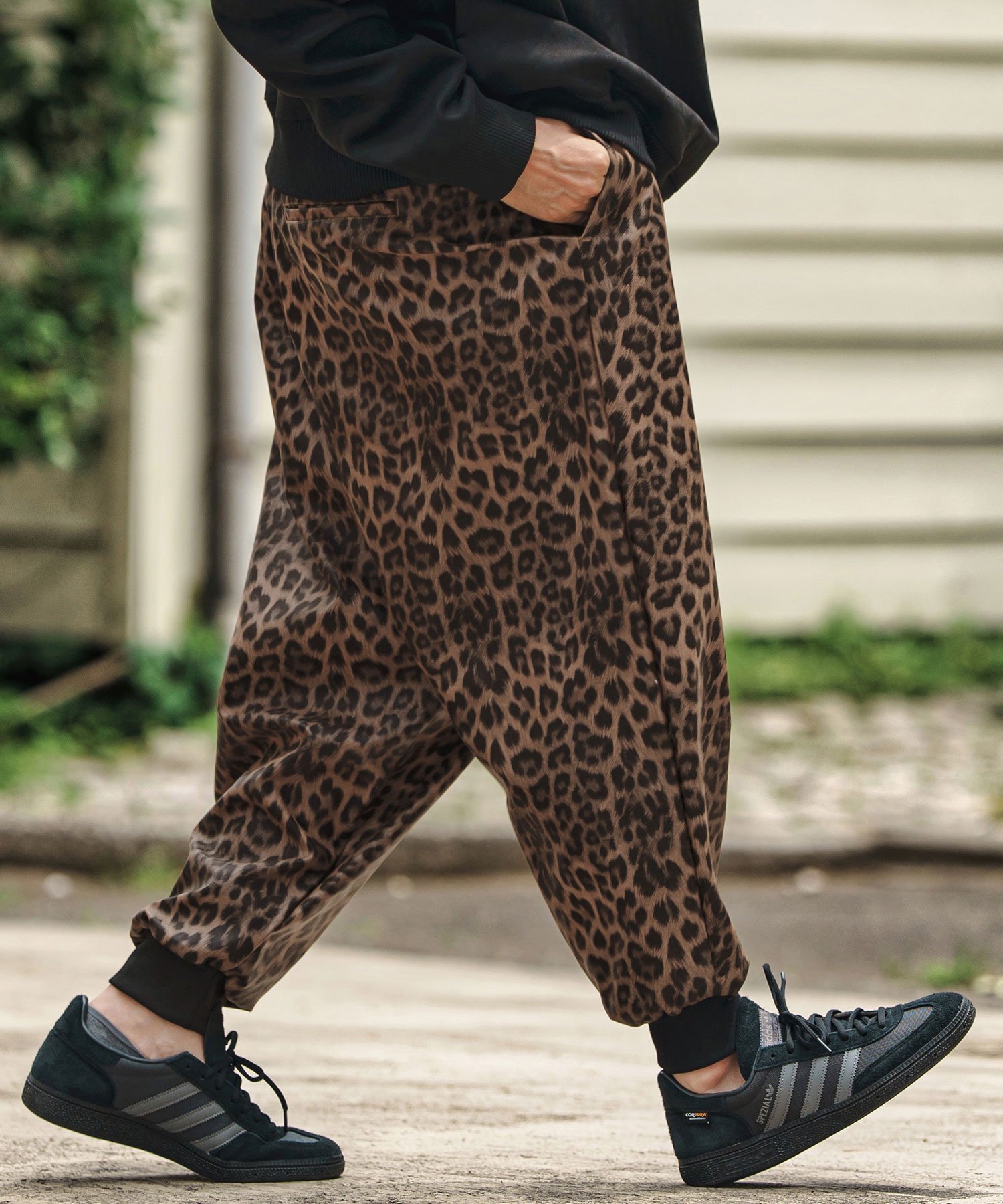 CAMBIO mp13804- Leopard Synthetic Leather Jogger Pants レザージョガーパンツ カンビオ パンツ その他のパンツ ブラウン グレー【送料無料】