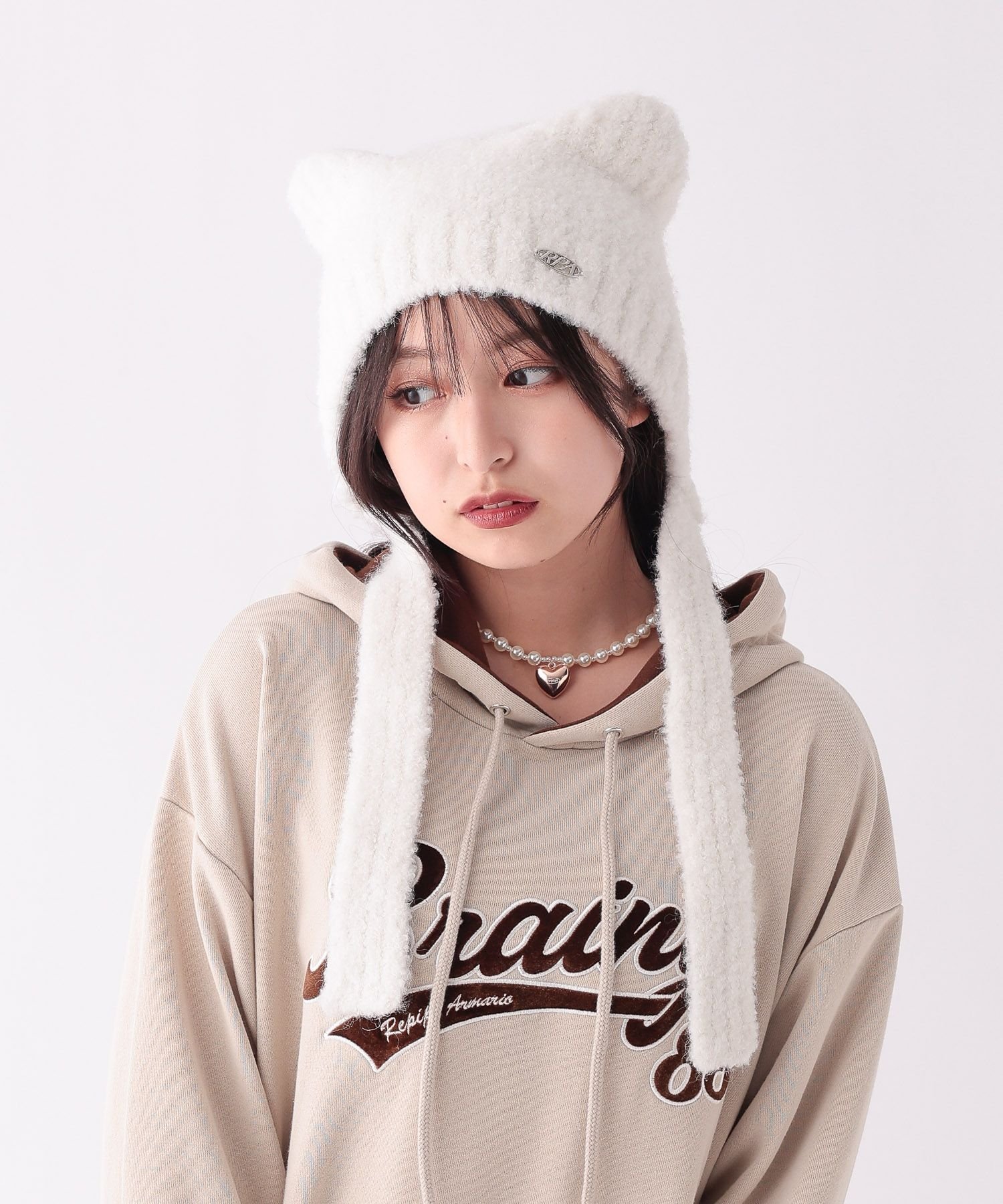 repipi armario クマミミワッチ レピピアルマリオ 帽子 ニット帽・ビーニー ホワイト ブラックのサムネイル