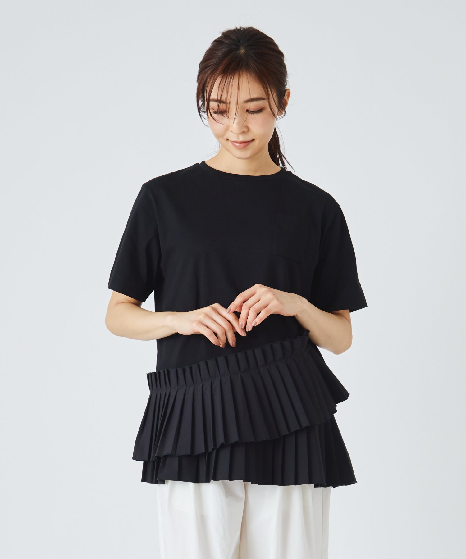 プリーツドッキングTシャツ エバークローゼット トップス カットソー・Tシャツ ホワイト ブラック