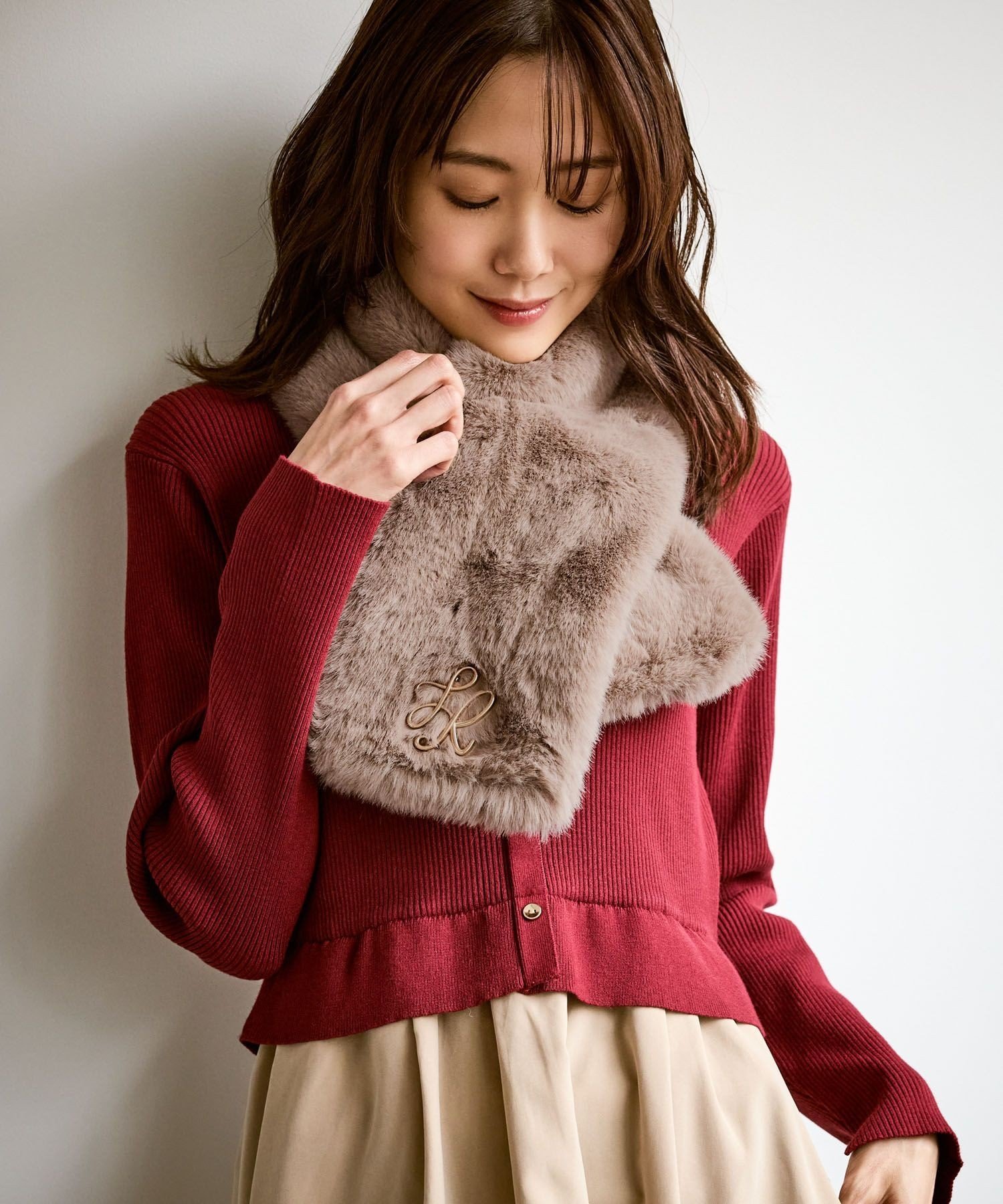 ROPE' PICNIC PASSAGE ブローチ付きフェイクファーティペット ロペピクニック ファッション雑貨 マフラ..