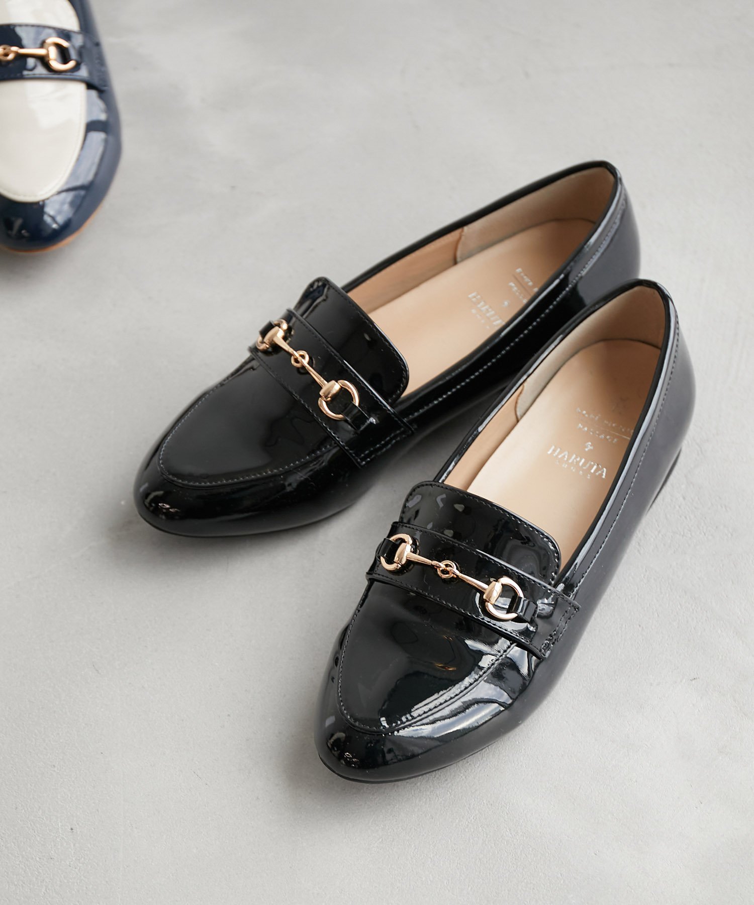 【SALE／20%OFF】ROPE' PICNIC PASSAGE ROPE' PICNIC PASSAGE byHARUTA/エナメルビット付フラットローファー ロペピクニック シューズ・靴 ローファー ブラック ホワイト ネイビー【送料無料】のサムネイル