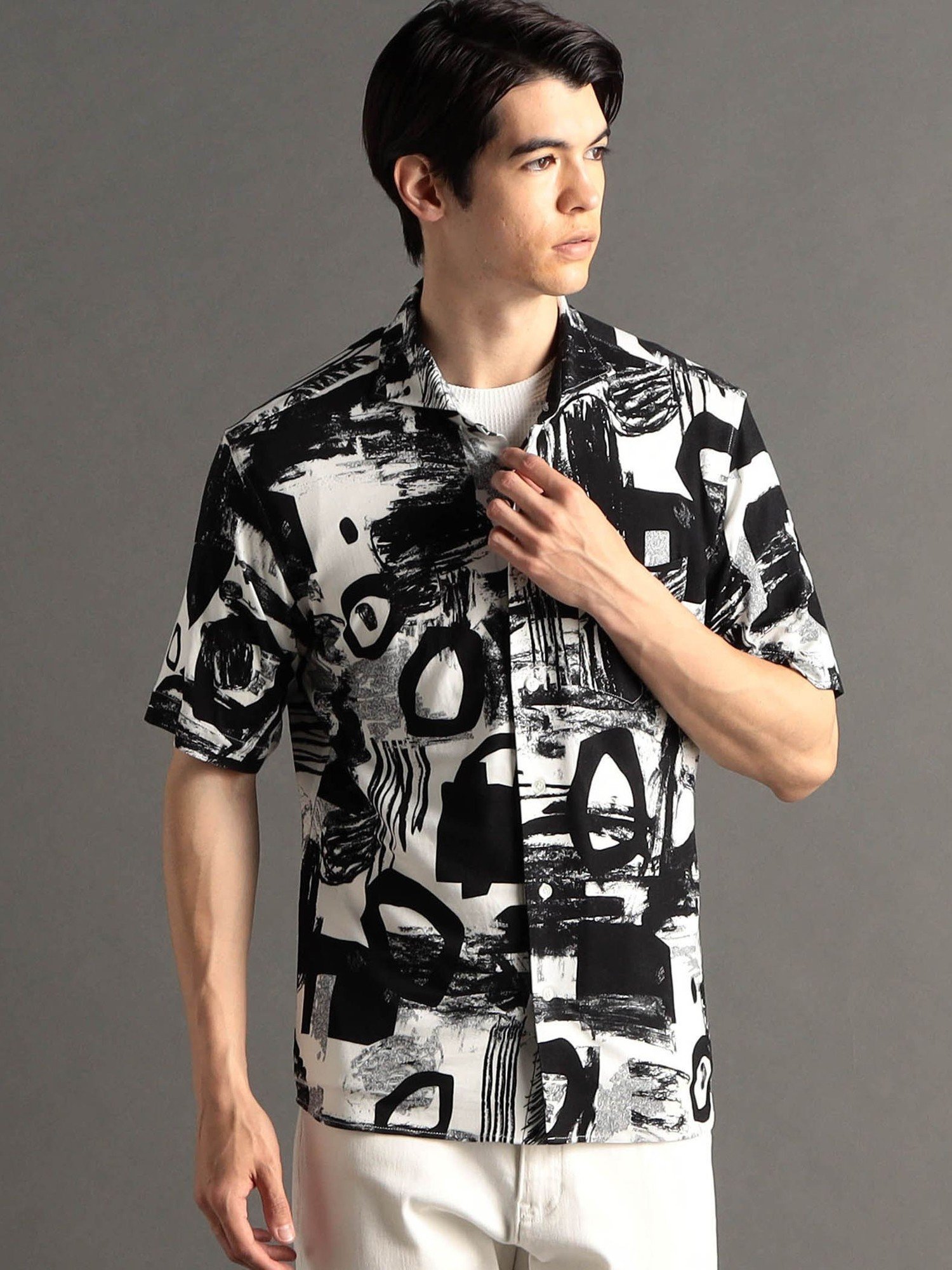 【SALE／50%OFF】MONSIEUR NICOLE ex/tra グラフィカルプリント カッタウェイカラー半袖シャツ ニコル トップス シャツ・ブラウス レッド【送料無料】