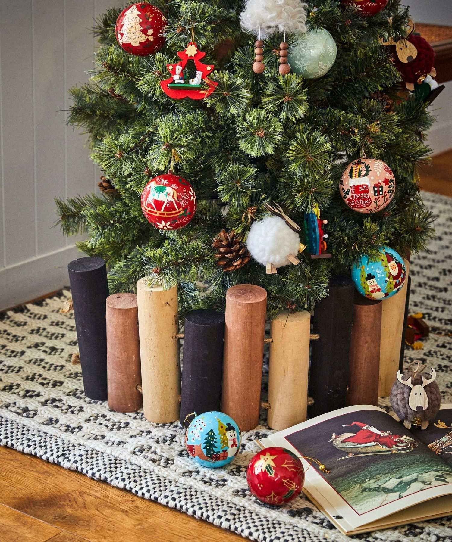 studio CLIP ミックス丸太脚隠し [CHRISTMAS 2025] スタディオクリップ インテリア・生活雑貨 その他のインテリア・生活雑貨のサムネイル