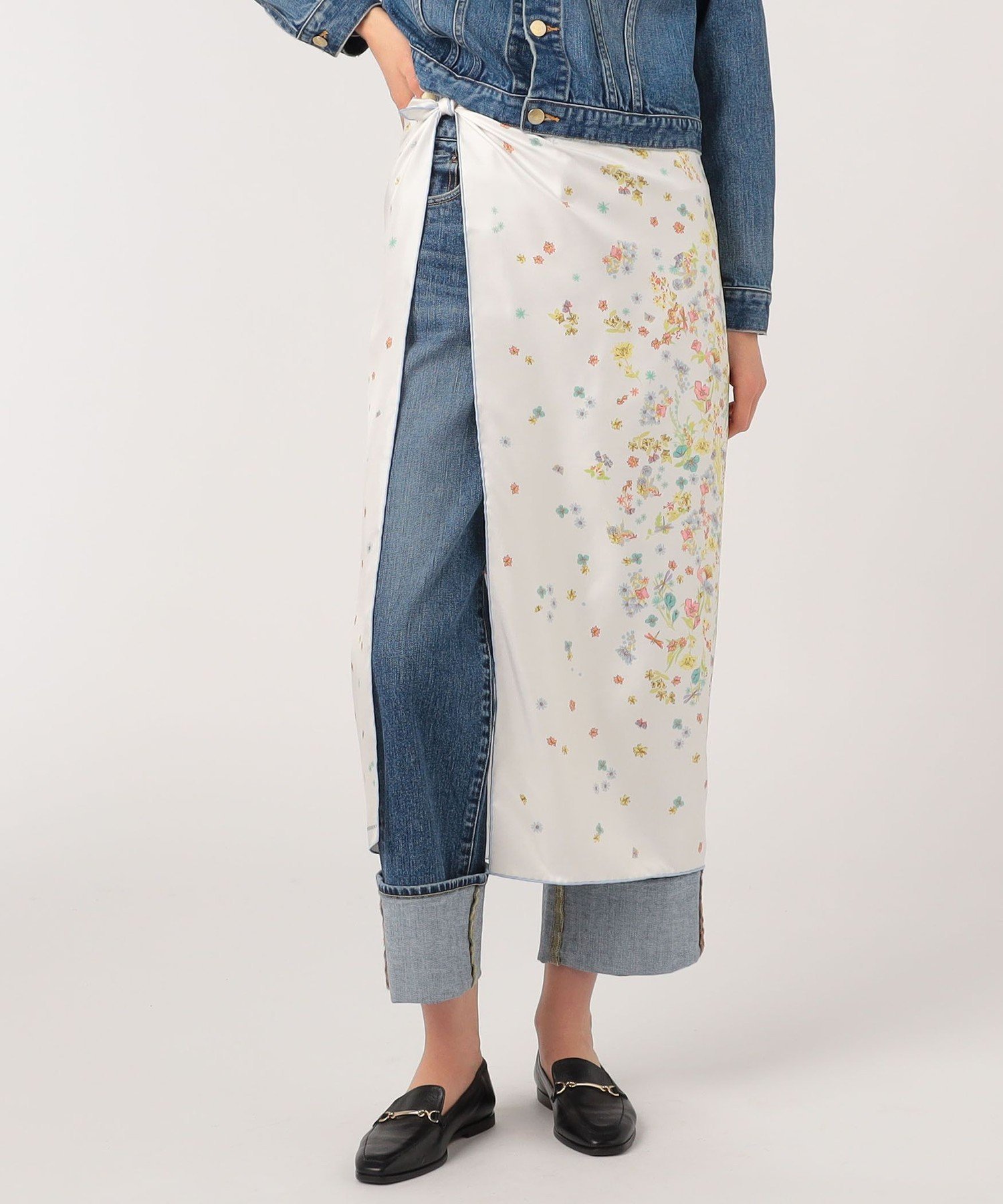 TOMORROWLAND GOODS Atelier TOMORROWLAND FLOWER シルクスカーフ トゥモローランド ファッション雑貨 スカーフ・バンダナ ブラック ホワイト【送料無料】