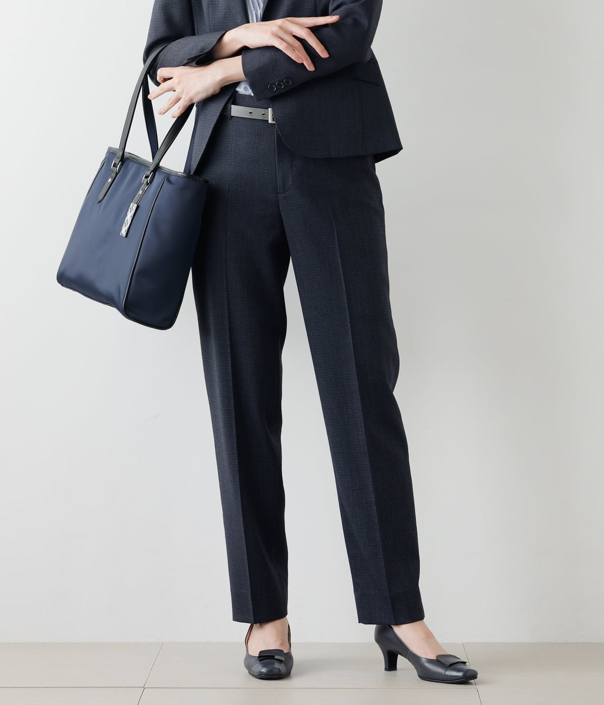 NEWYORKER WOMEN ウールハウンドトゥース テーパードパンツ ニューヨーカー パンツ スラックス・ドレスパンツ ネイビー グレー