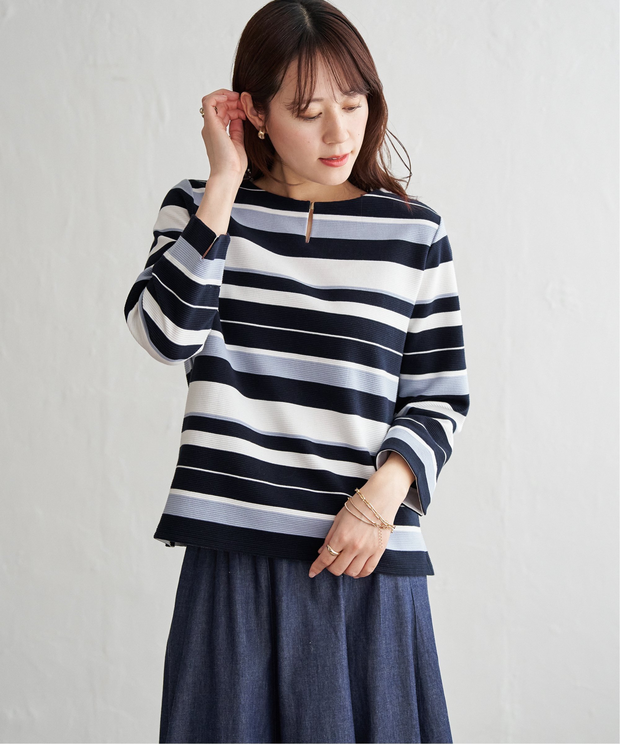 IKKA LOUNGE リップルボーダーキーネックプルオーバー イッカ トップス カットソー・Tシャツ グレー ブルー