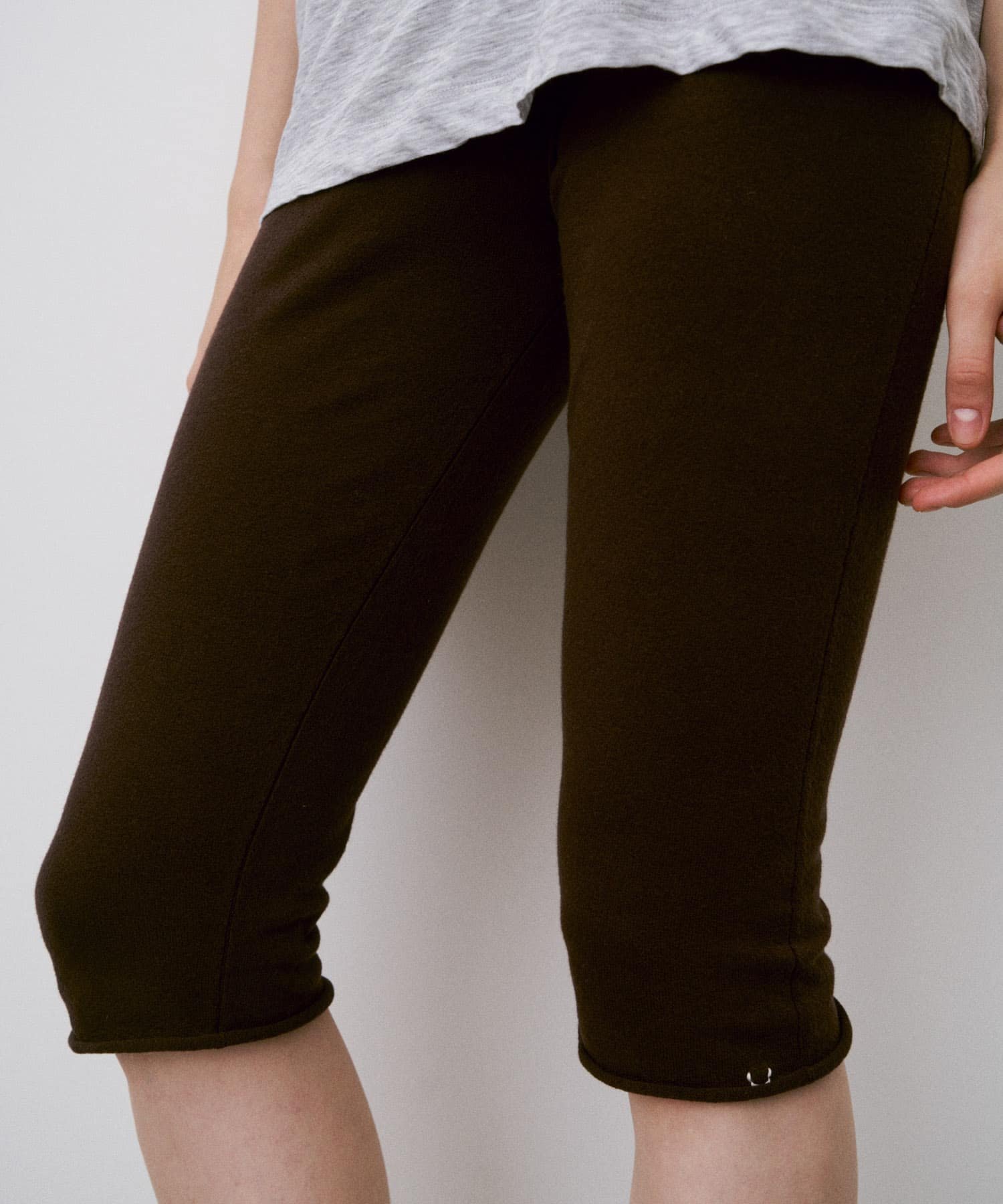 unfil ORGANICCOTTONHALFLEGGINS アーバンリサーチドアーズ パンツ その他のパンツ ホワイト ブラウン