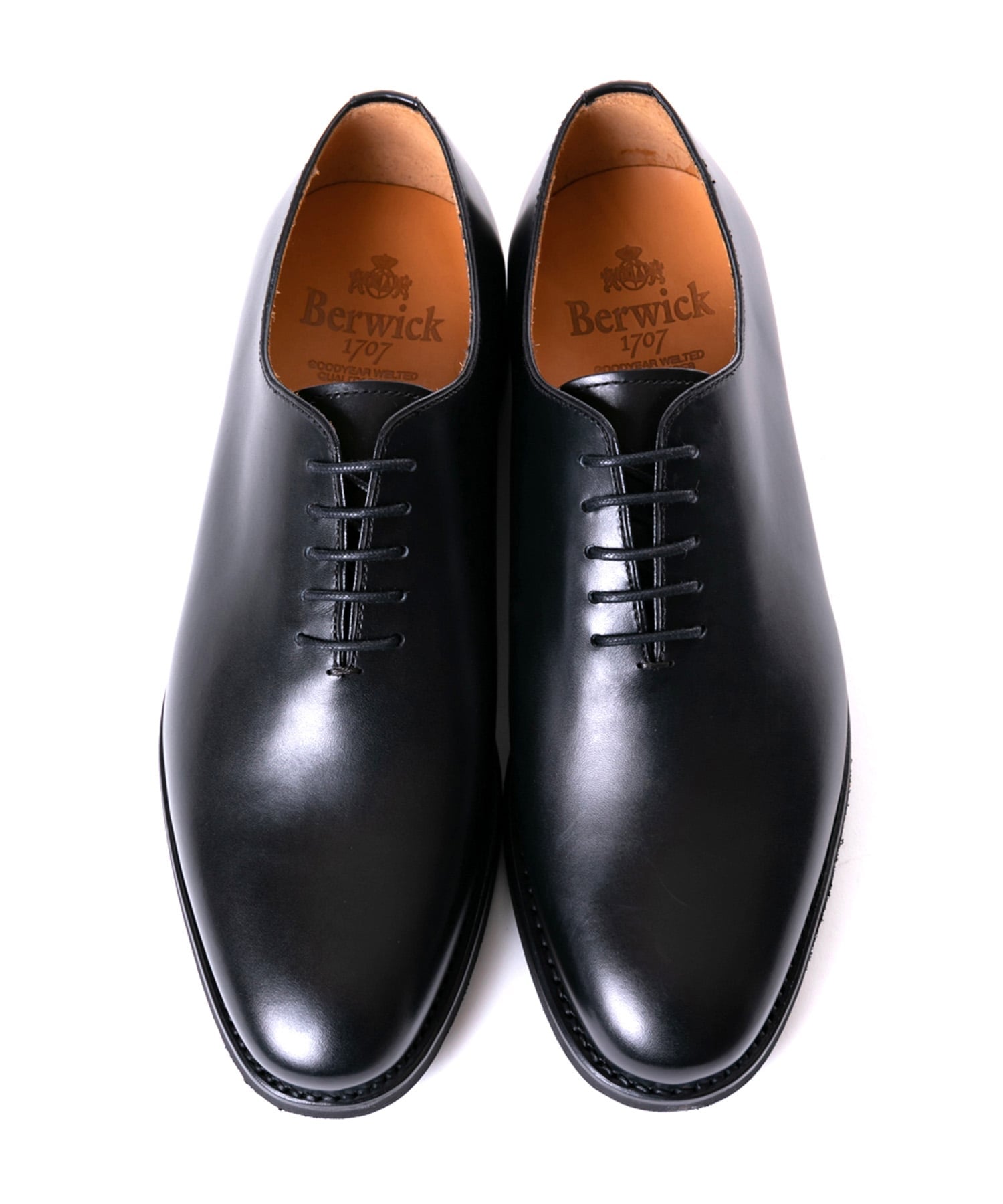 Berwick1707 ホールカット バーウィック シューズ・靴 レースアップ・ドレスシューズ ブラック【送料無料】