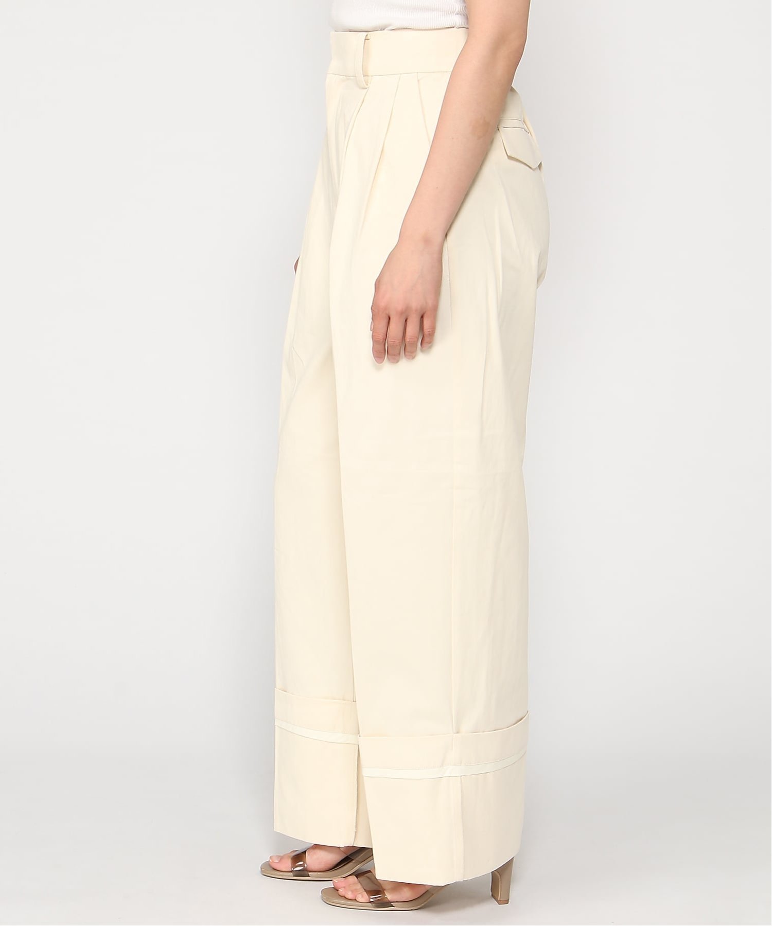 Gready Brilliant Gready Brilliant/(W)ロールアップタックチノ グレディブリリアン パンツ チノパンツ ホワイト ベージュ【送料無料】