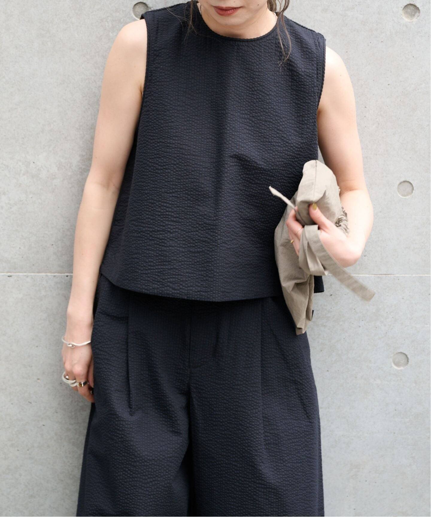 OUTDOOR PRODUCTS Usual Things ≪予約≫コットンサッカーノースリブラウス アウトドアプロダクツユージュアルシングス トップス シャツ・ブラウス ブラック ホワイト【送料無料】