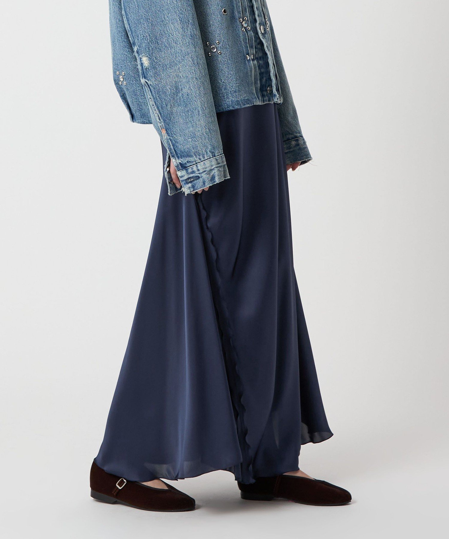 【SALE／40%OFF】BEAUTY&YOUTH UNITED ARROWS ＜H＞サテンバイアス ロングスカート ユナイテッドアローズ アウトレット スカート その他のスカート ネイビー ブラック【送料無料】 stylife-15751679 Rakuten Fashion サンプル画像3