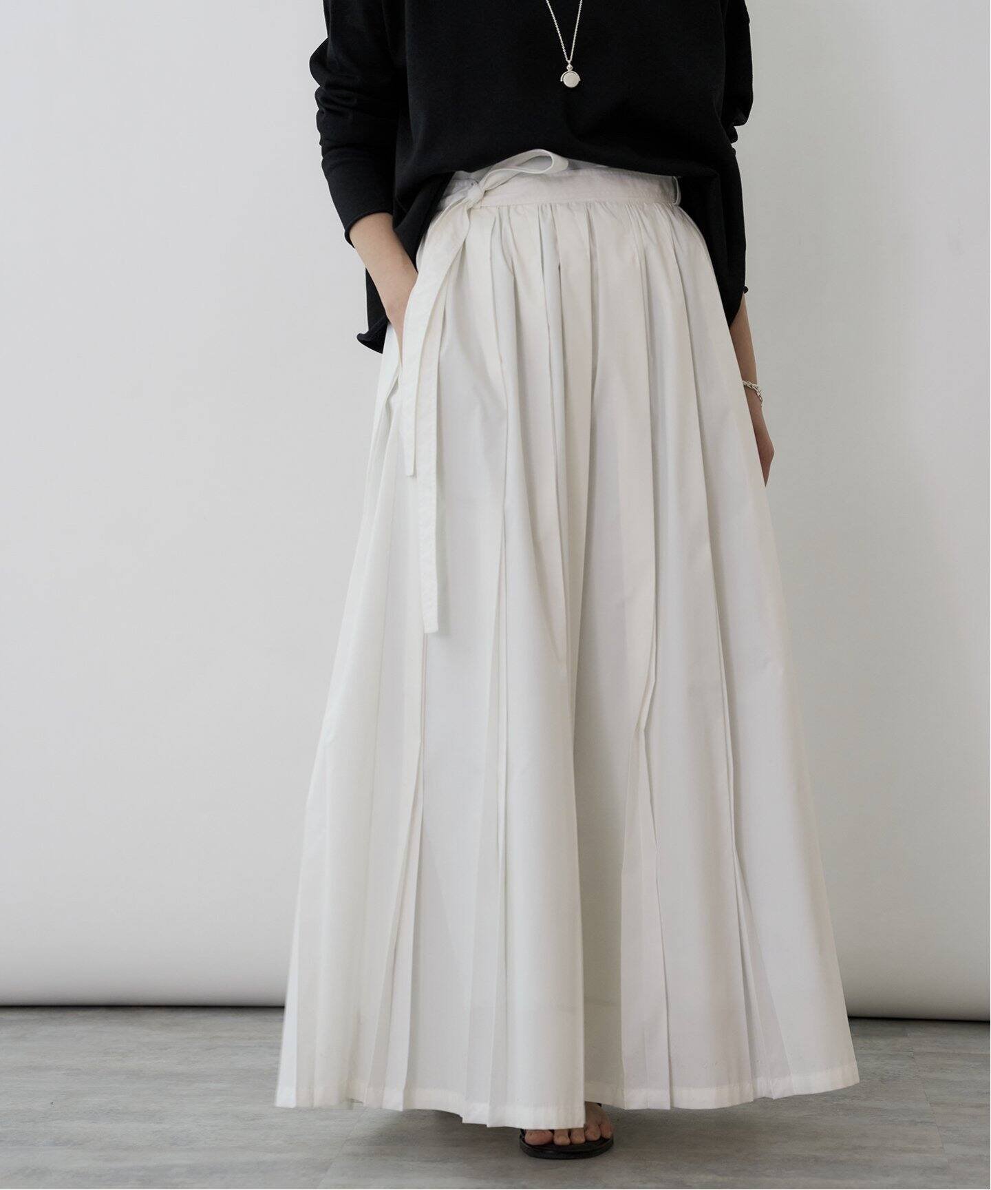 IENA ロングWプリーツデザインスカート イエナ スカート ロング・マキシスカート ホワイト ネイビー【送料無料】のサムネイル