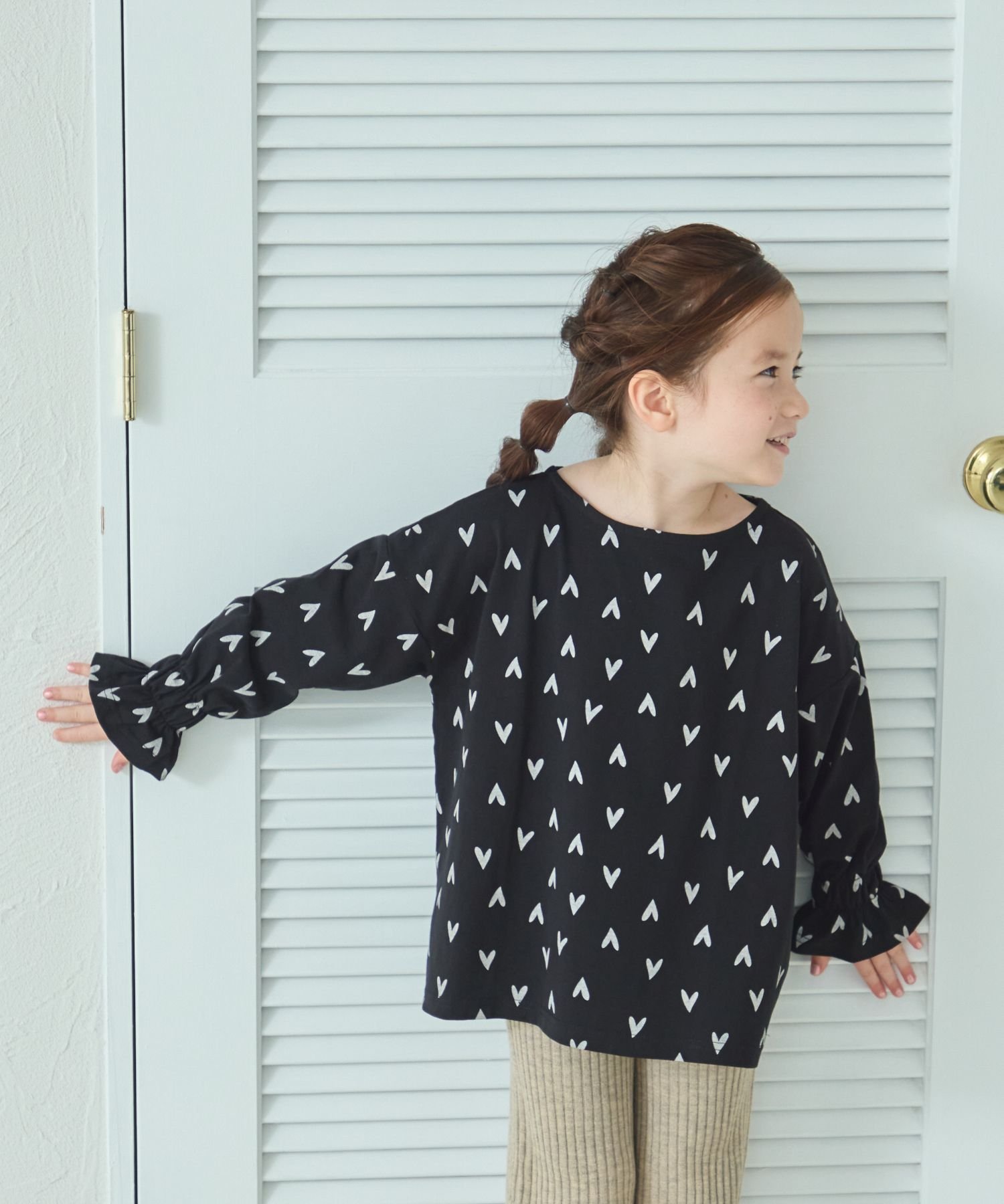 pairmanon 総柄 キャンディスリーブ 長袖 Tシャツ ペアマノン トップス カットソー・Tシャツ ブラックのサムネイル