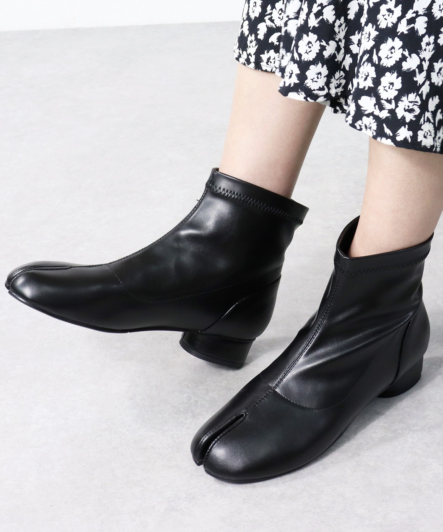 【SALE／49%OFF】LibertyDoll 3cm円柱ヒール ワンピース オフィスカジュアル ストレッチ足袋ブーツ ☆9066 サンエーフットウェアー シューズ・靴 ブーツ ブラック ホワイト