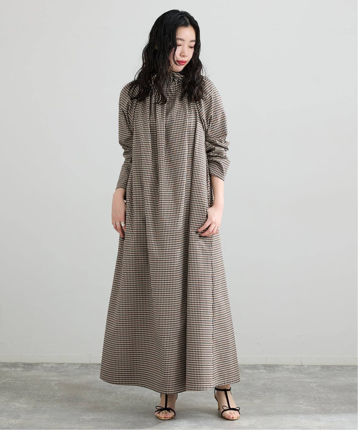 IENA THE M ギャザーネックワンピース イエナ ワンピース・ドレス ワンピース ベージュ