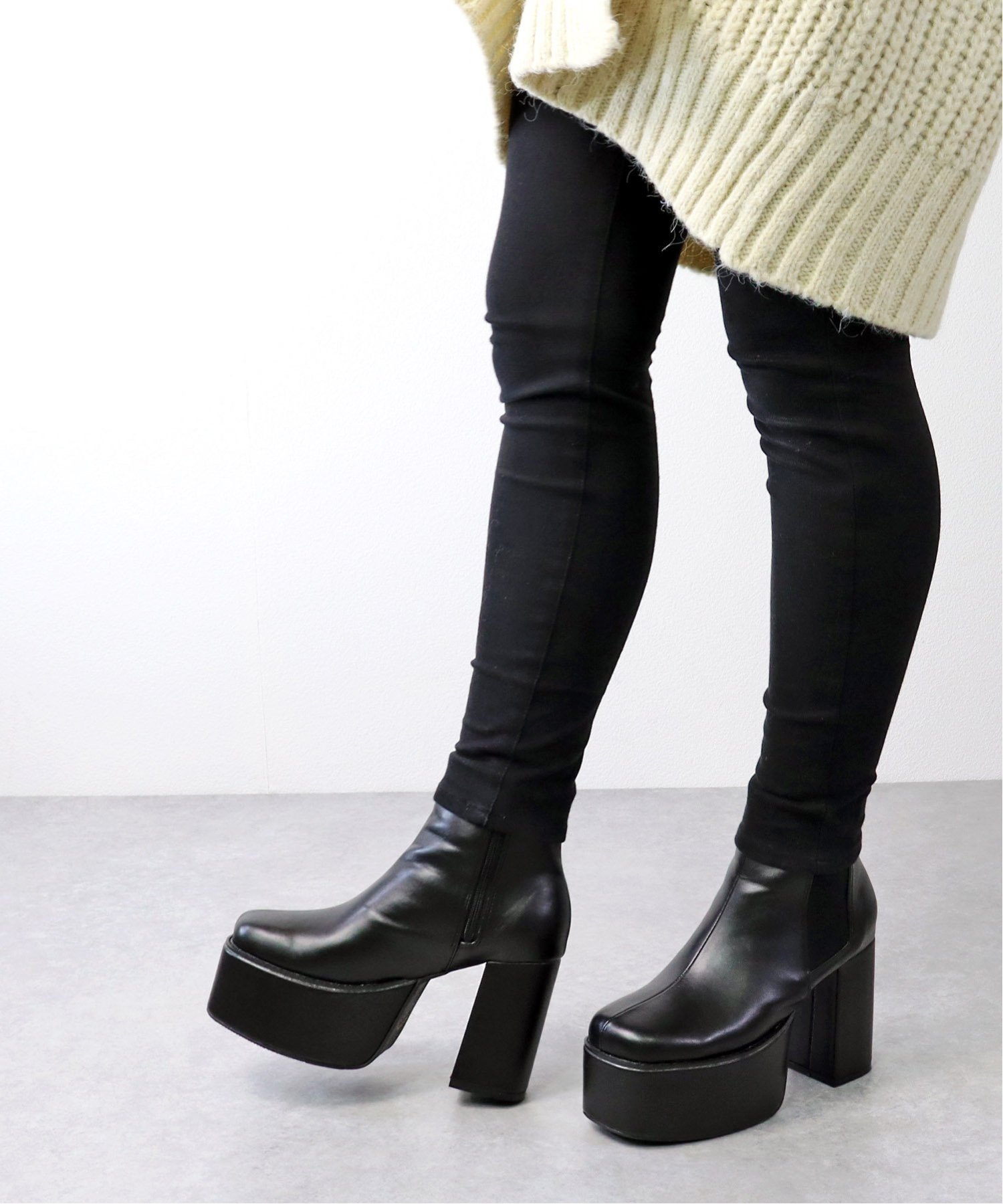 【SALE／20%OFF】LOVEHUNTER 10.5cmヒール ワンピース 韓国ファッション 厚底チェルシーブーツ ☆1571 サンエーフットウェアー シューズ・靴 ブーツ ホワイト ブラック【送料無料】