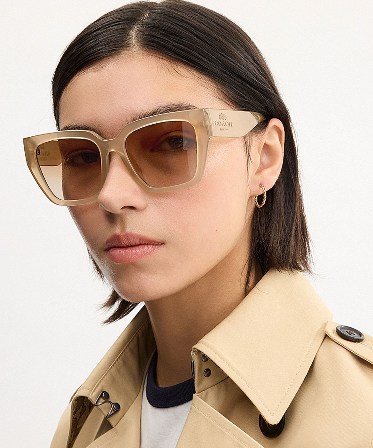 COACH OUTLET 【公式】オーバーサイズド キャット アイ サングラス コーチ　アウトレット ファッション雑貨 サングラス ホワイト【送料無料】