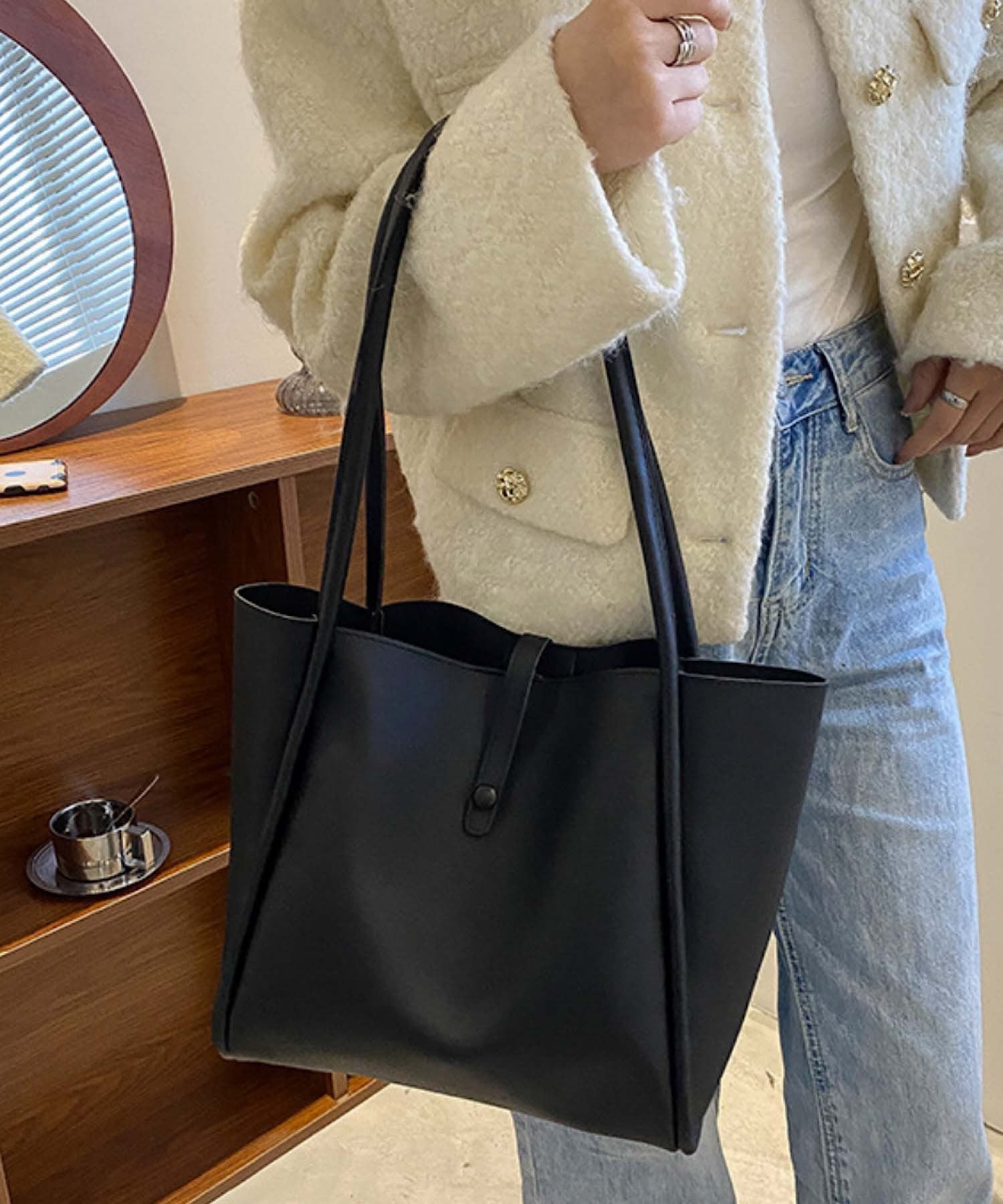 FReePLACe/(W)大容量トートバッグ ミニョントレフル ルームヨンマルサンセレクティッド バッグ トートバッグ ブラック ブラウン