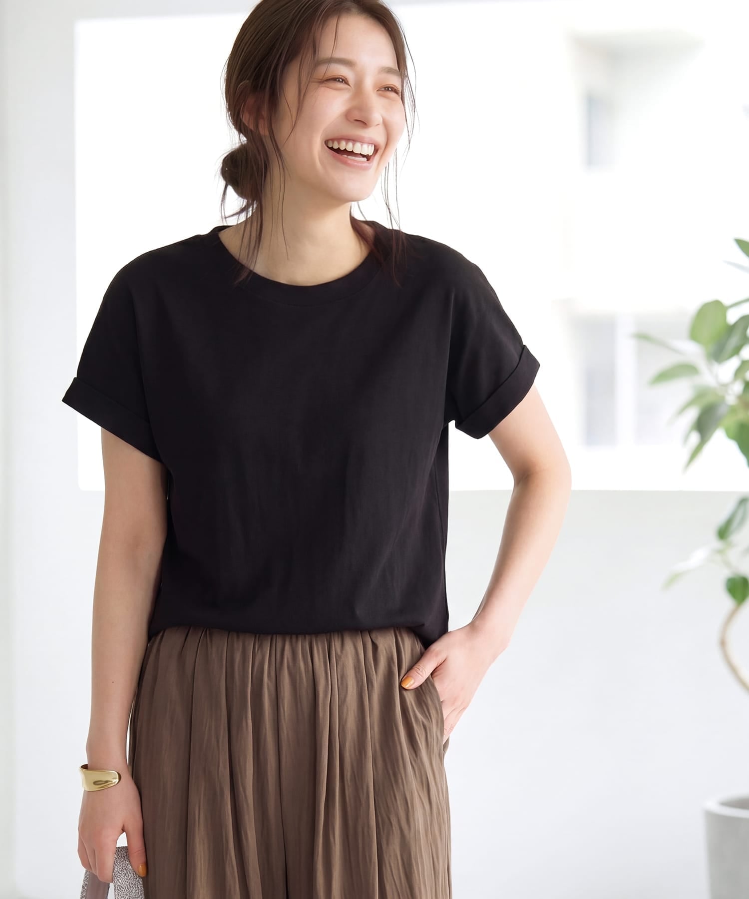STYLE DELI 【ものづくりJAPAN】ディオラマ袖口折り返しTシャツ スタイルデリ トップス カットソー・Tシャツ ホワイト ブラック