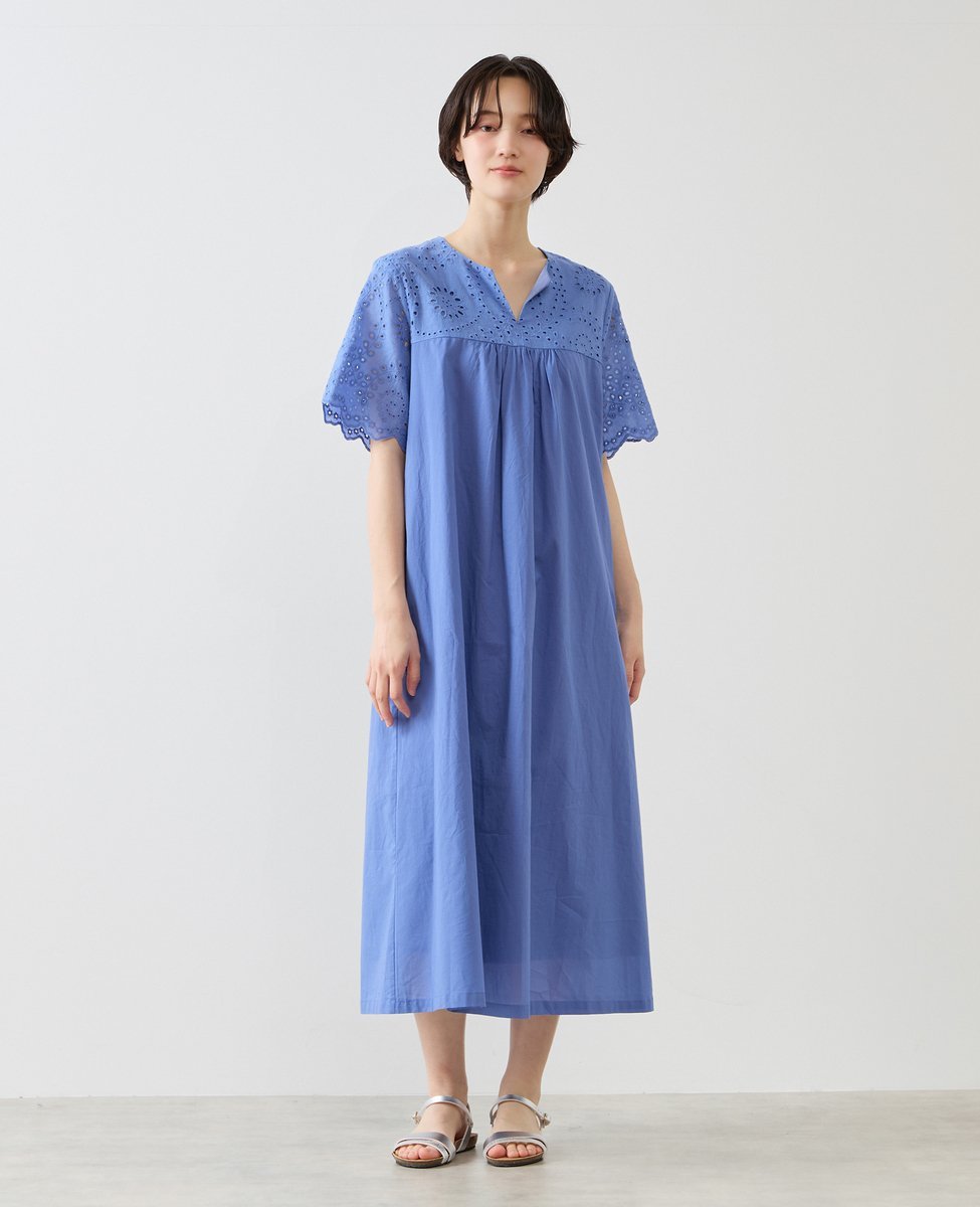 MELROSE CLAIRE 【スカラップ刺しゅう切替スキッパーワンピース】 メルローズクレール ワンピース・ドレス その他のワンピース・ドレス ブラック