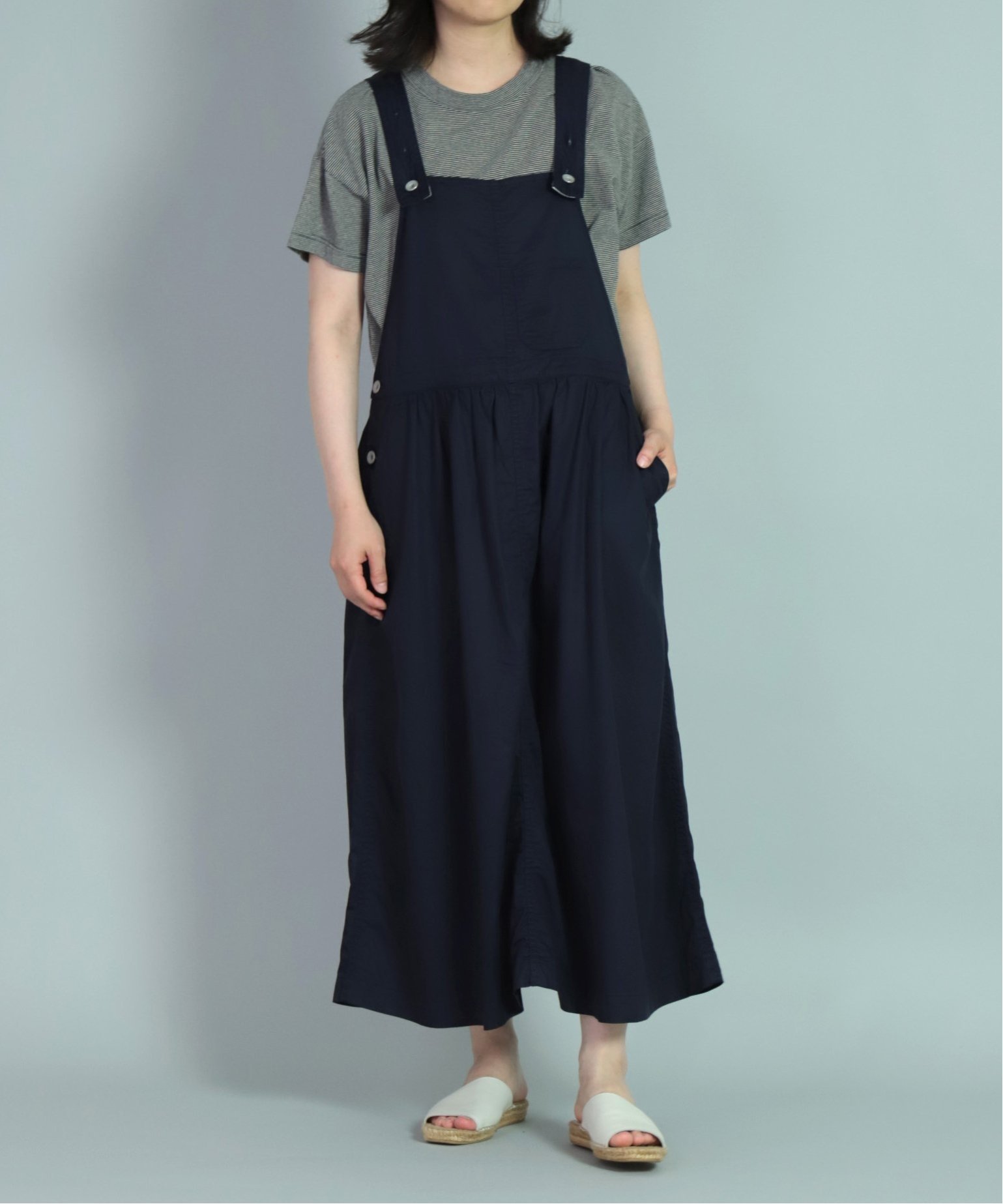 OMNIGOD womens OMNIGOD womens/(W)スラブブロークンツイル サロペットスカート ドミンゴ スカート ジャンパースカート ネイビー ベージュ【送料無料】