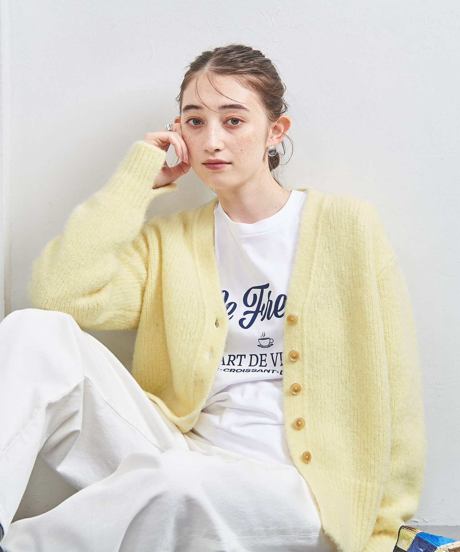 UNITED ARROWS フラッフィ Vネック カーディガン ユナイテッドアローズ トップス カーディガン イエロー グレー【送料無料】のサムネイル