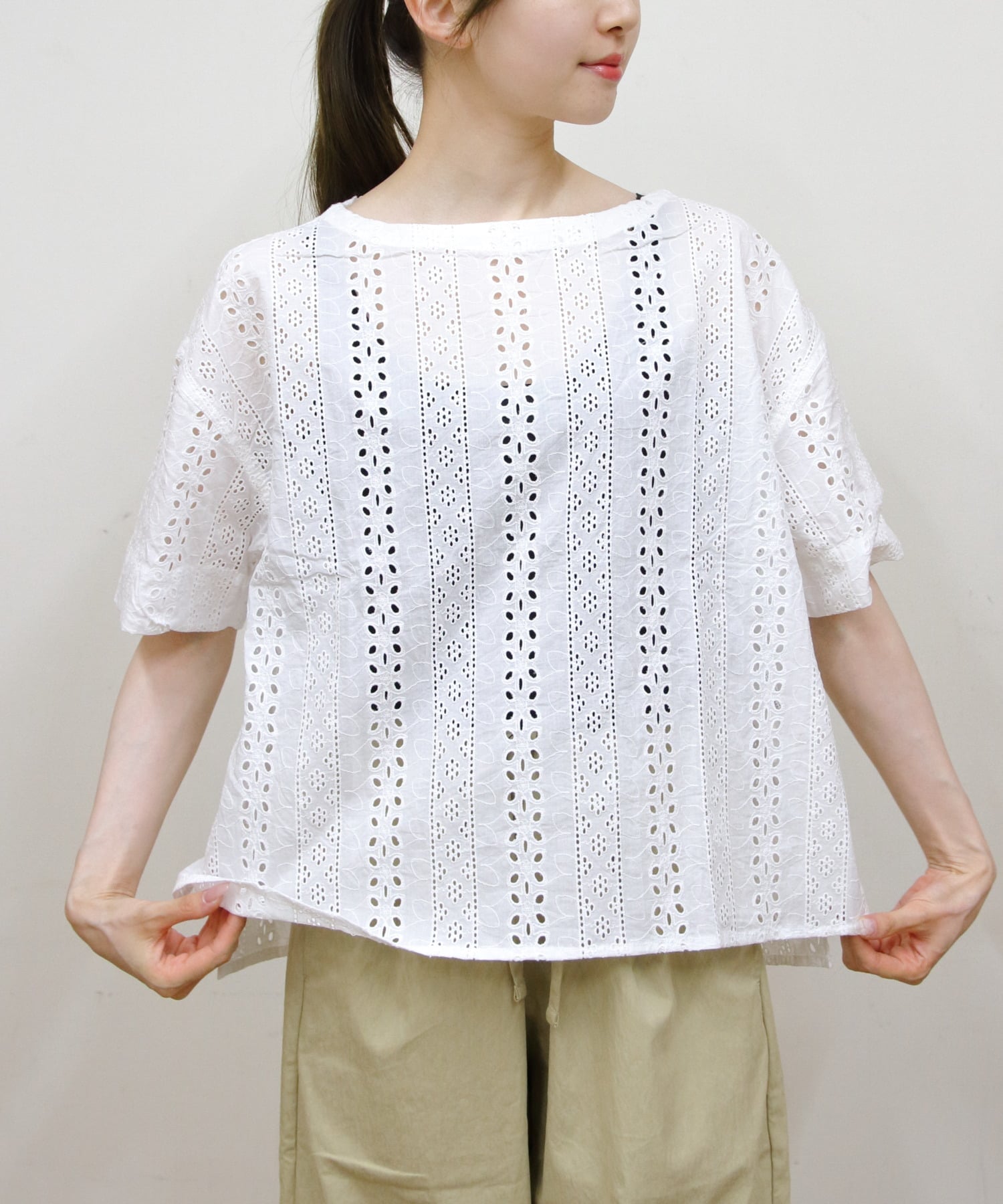 Vincent et Mireille VINCENT ET MIREILLE/(W)VINCENT ET MIREILLE BOATNECK BLOUSE ステップス トップス シャツ・ブラウス ブラック ブルー ホワイト