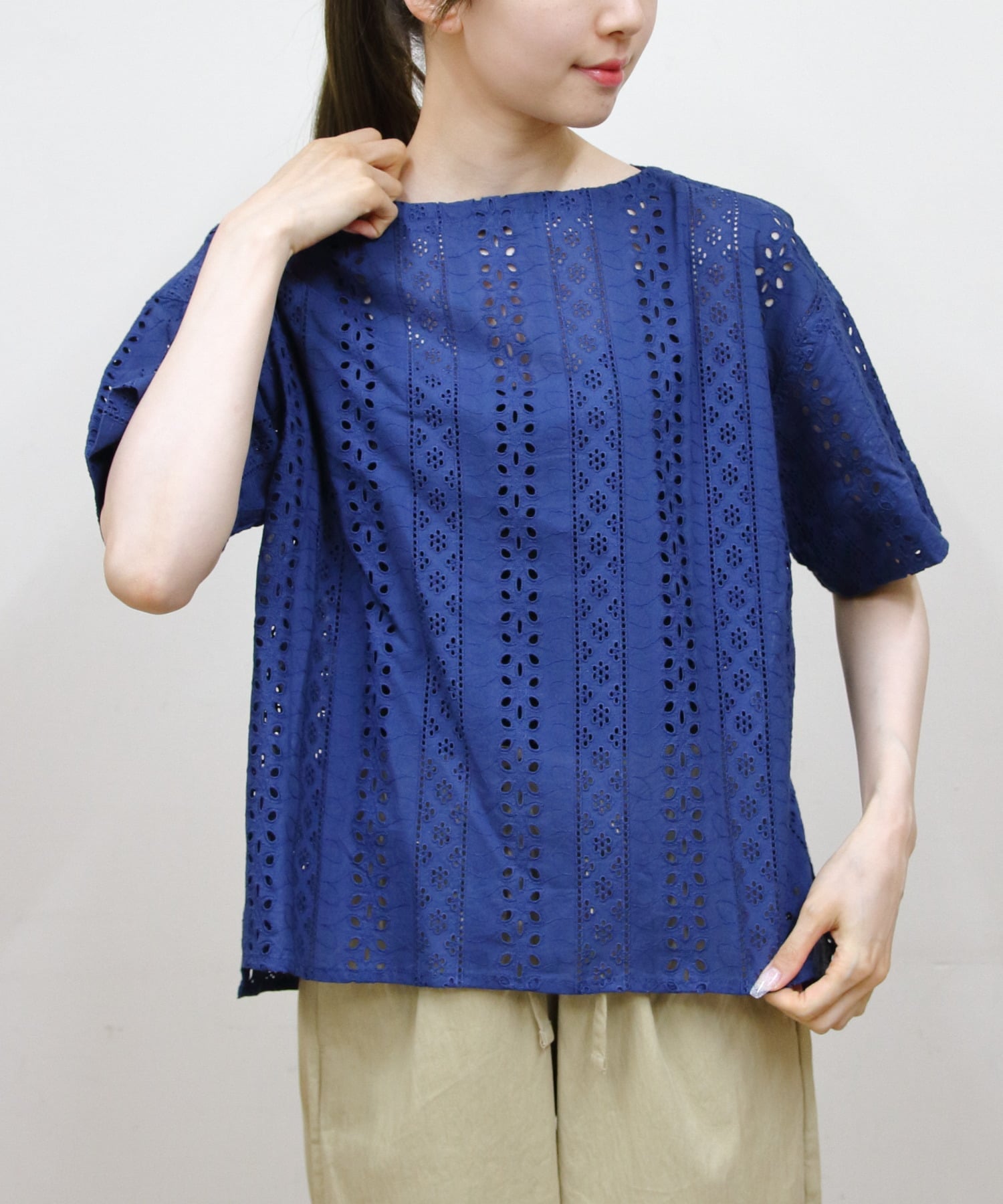Vincent et Mireille VINCENT ET MIREILLE/(W)VINCENT ET MIREILLE BOATNECK BLOUSE ステップス トップス シャツ・ブラウス ブラック ブルー ホワイト