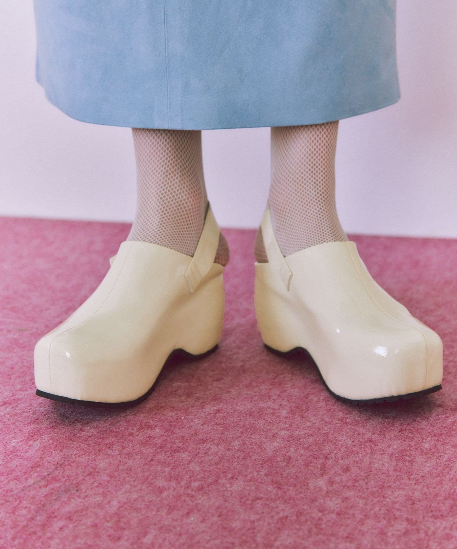 【SALE／30%OFF】ADAM ET ROPE' FEMME バックベルトクロッグ アダムエロペ シューズ・靴 サンダル ブラック ホワイト【送料無料】