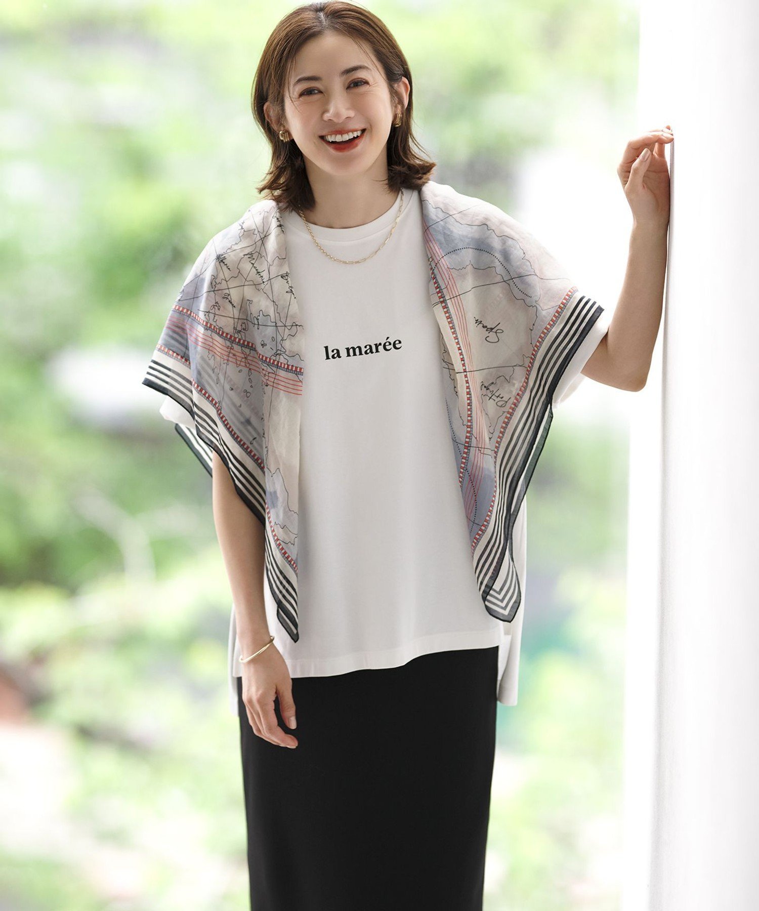 23区 L la maree オーバーサイズ ロゴ Tシャツ ニジュウサンク トップス カットソー・Tシャツ ブラック ホワイト